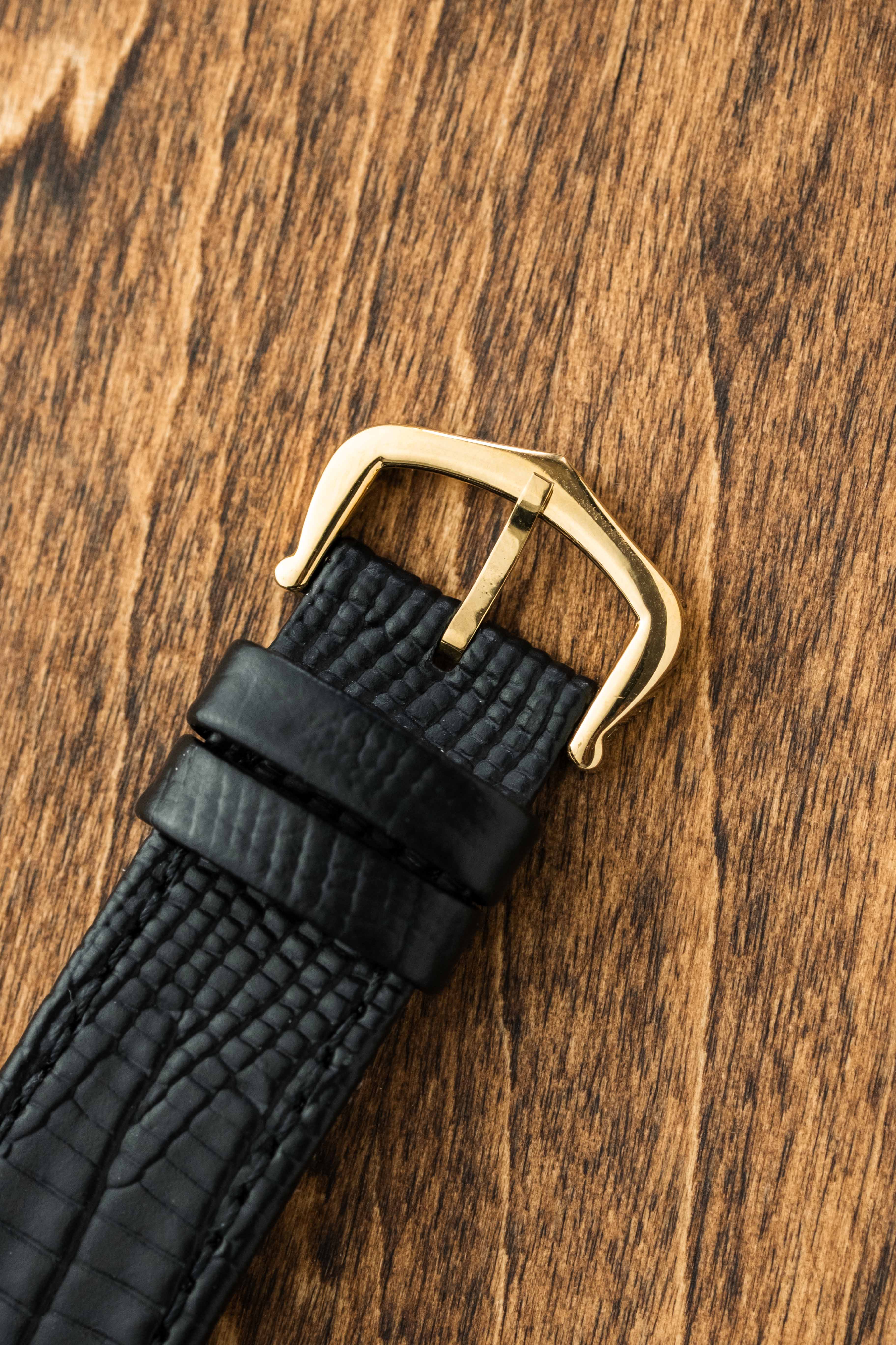 Cartier Tank Louis Ref. 81052 '18k Yellow Gold' 2000’s