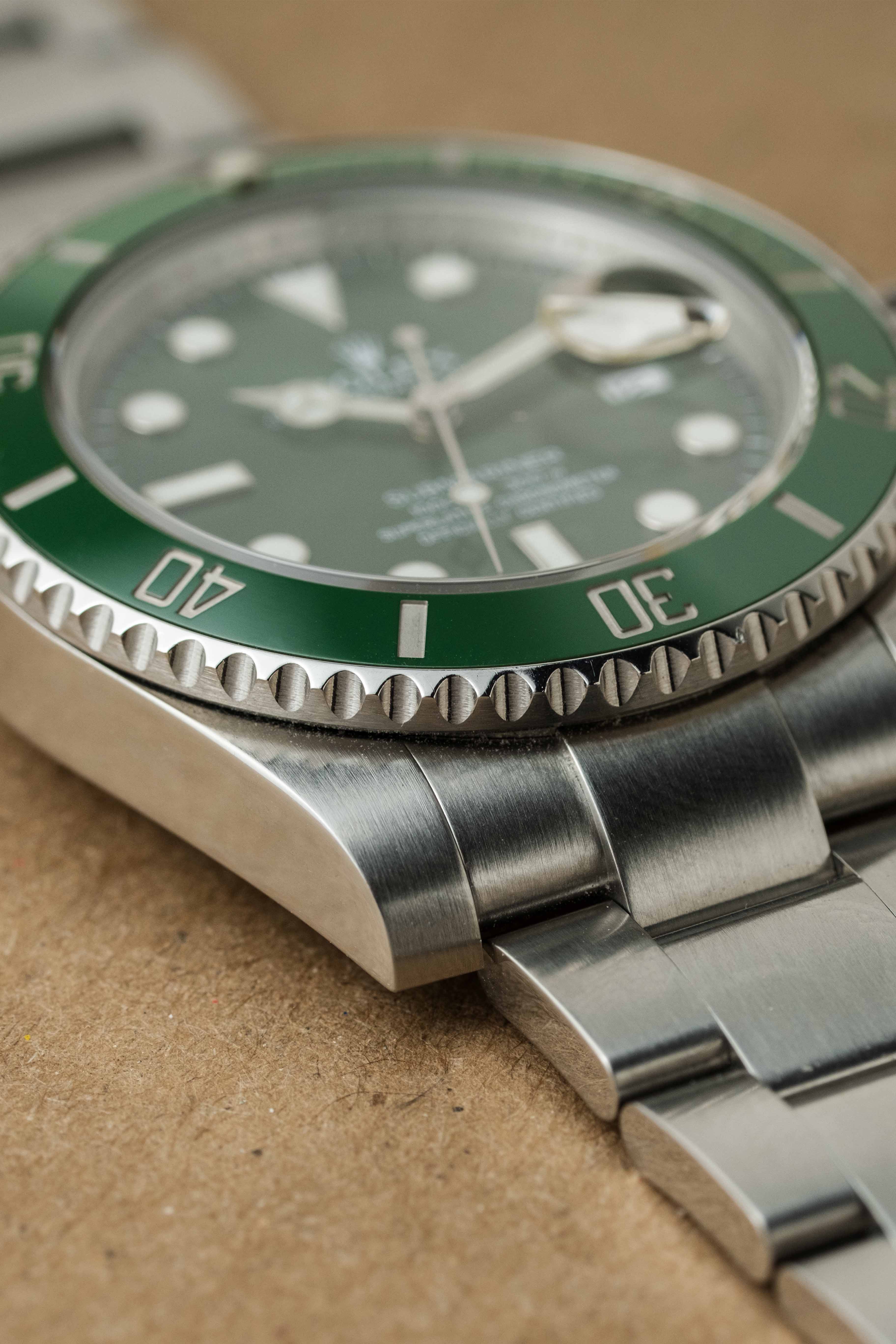 Rolex Submariner Date Ref. 116610LV 'Hulk' 2013 w/ Box & Papers