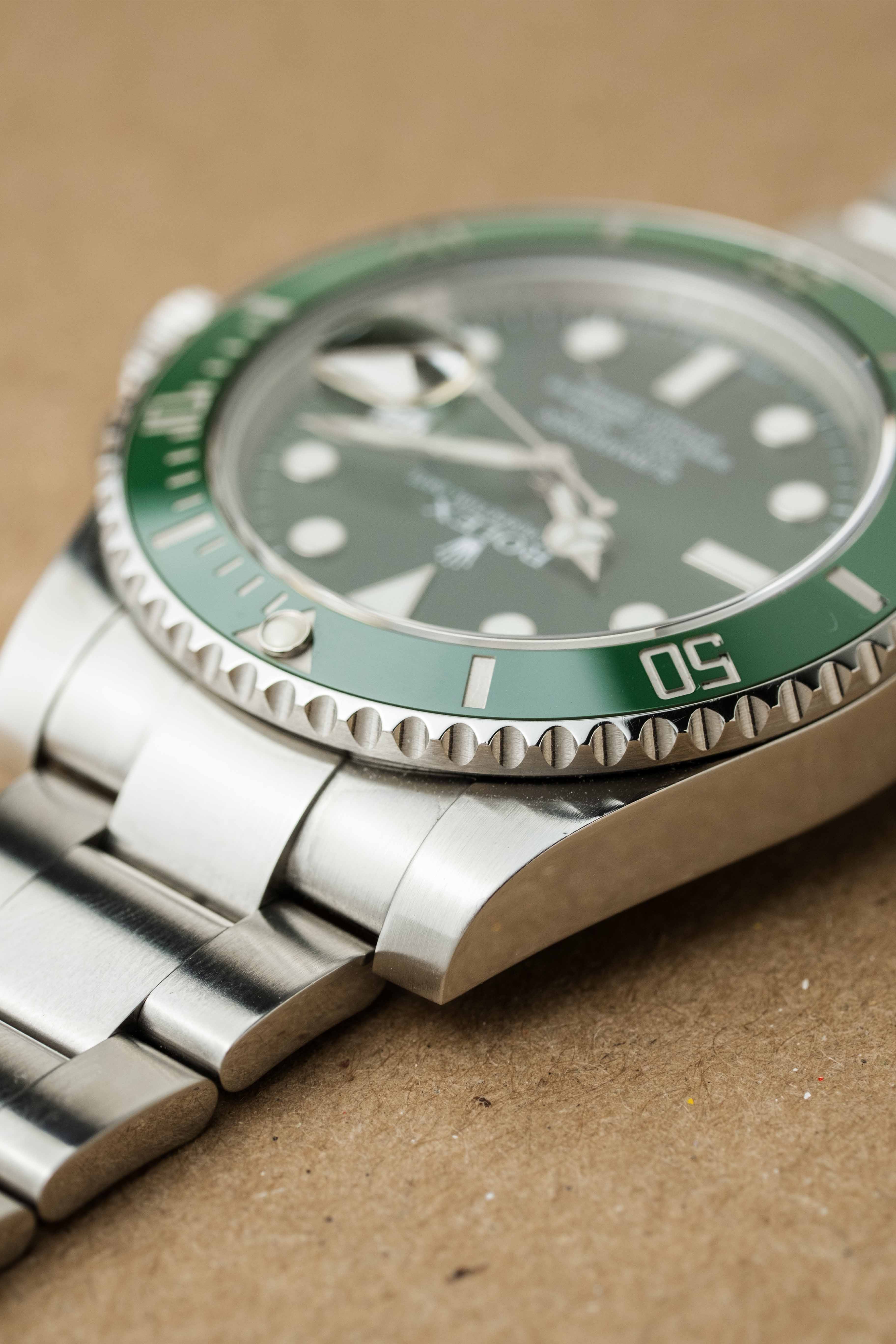 Rolex Submariner Date Ref. 116610LV 'Hulk' 2013 w/ Box & Papers