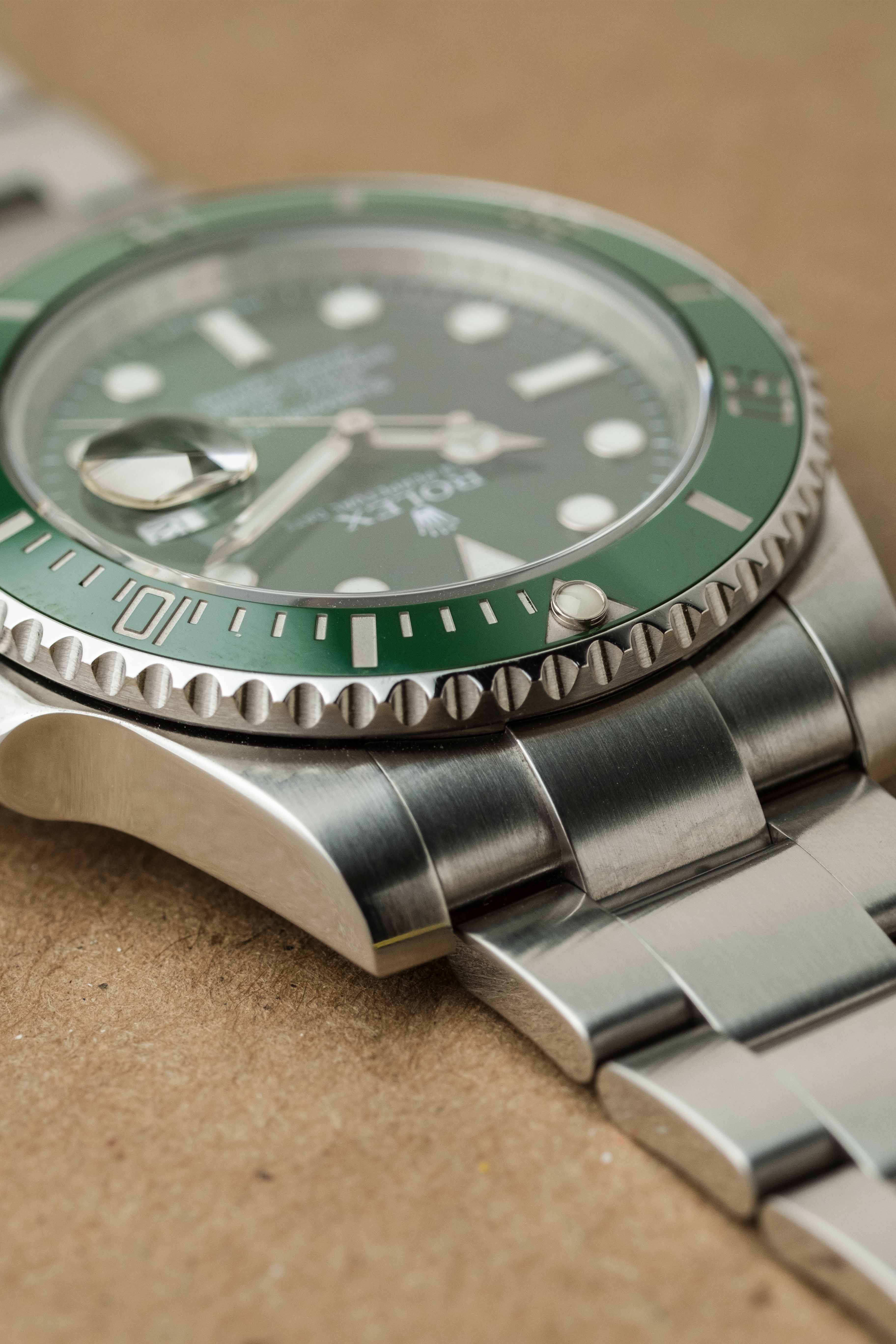 Rolex Submariner Date Ref. 116610LV 'Hulk' 2013 w/ Box & Papers