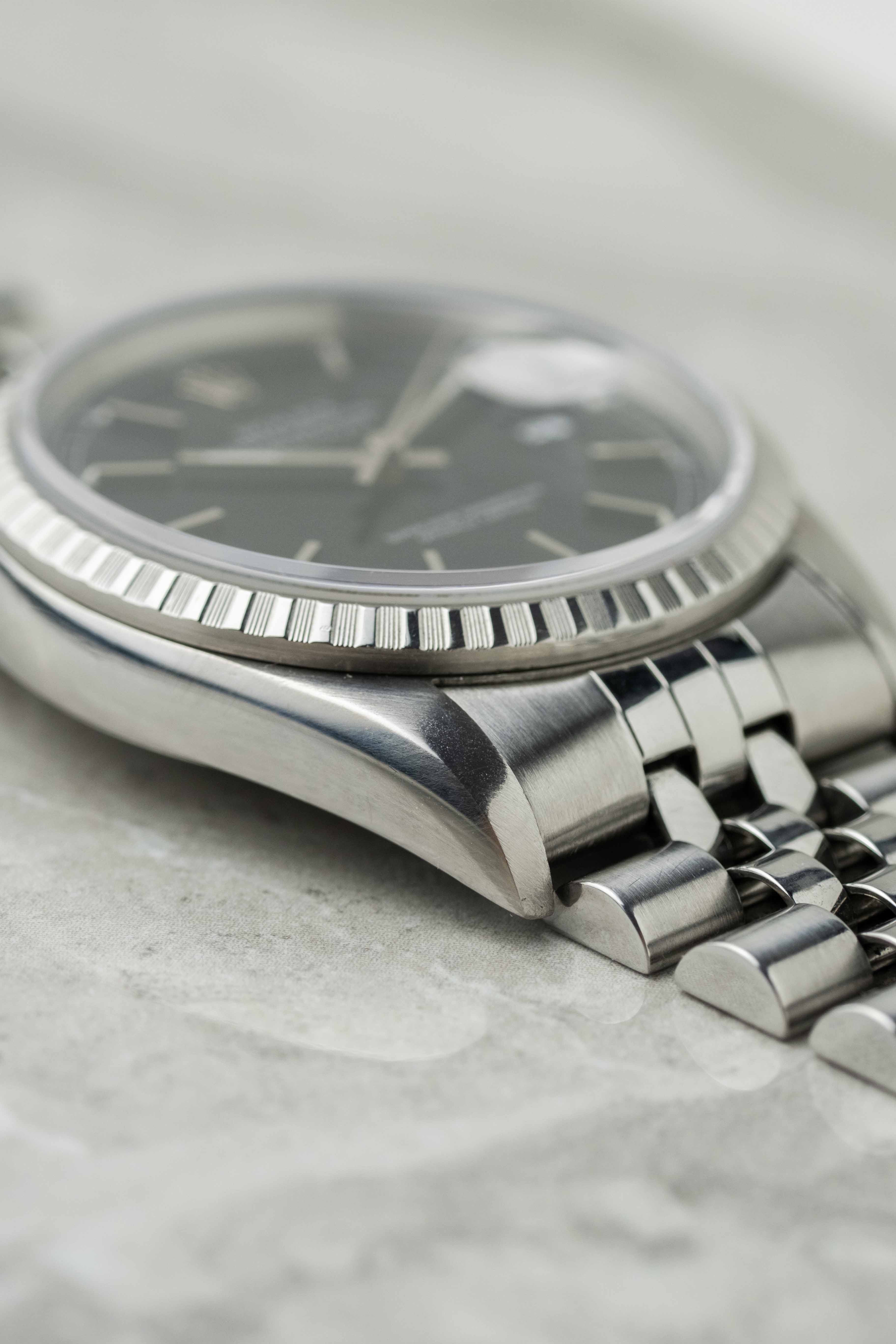 Rolex Datejust Ref. 16220 'Black Track' Dial 1998 w/ Box & Papers