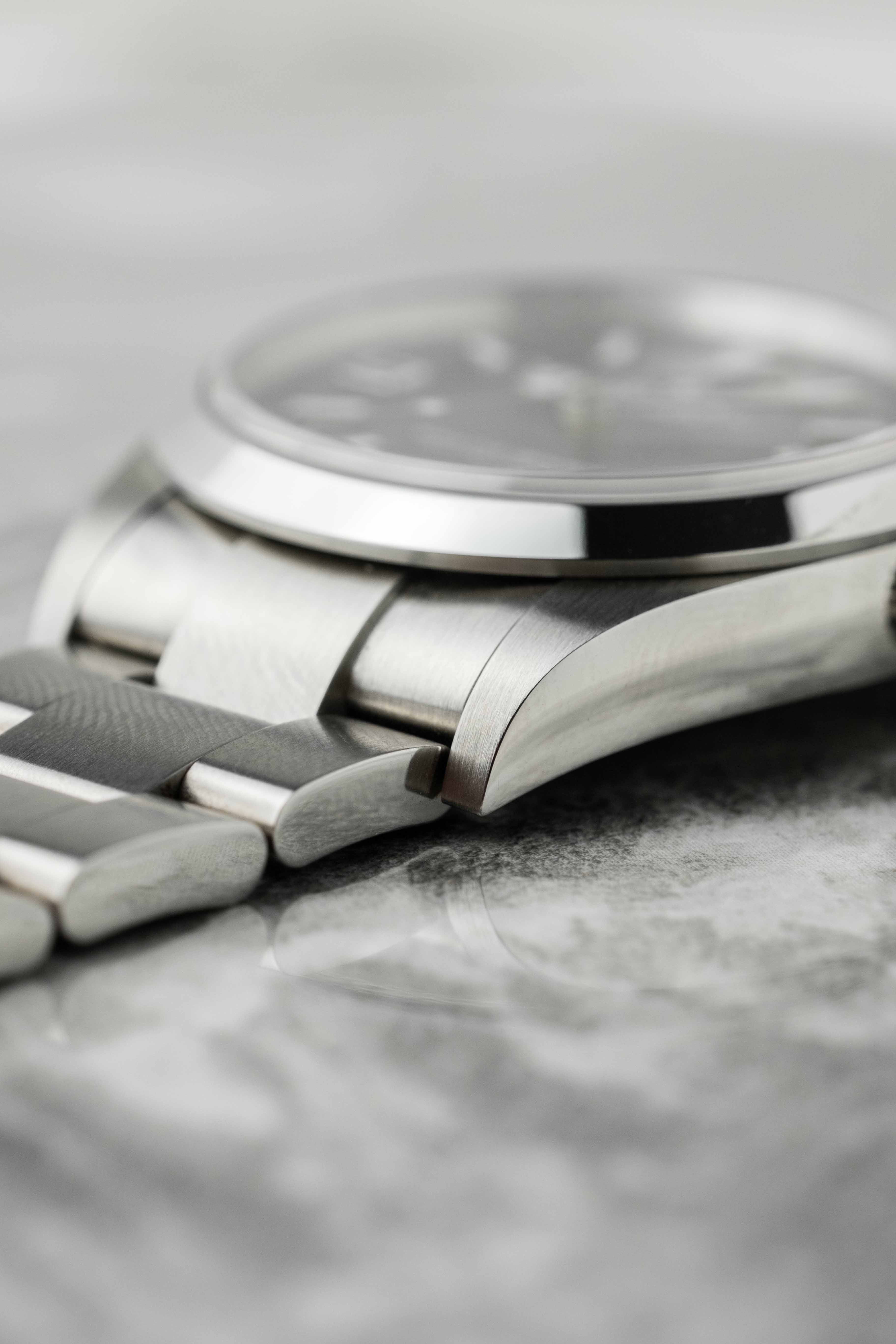 Rolex Explorer I Ref. 124270 2022 w/ Box & Papers