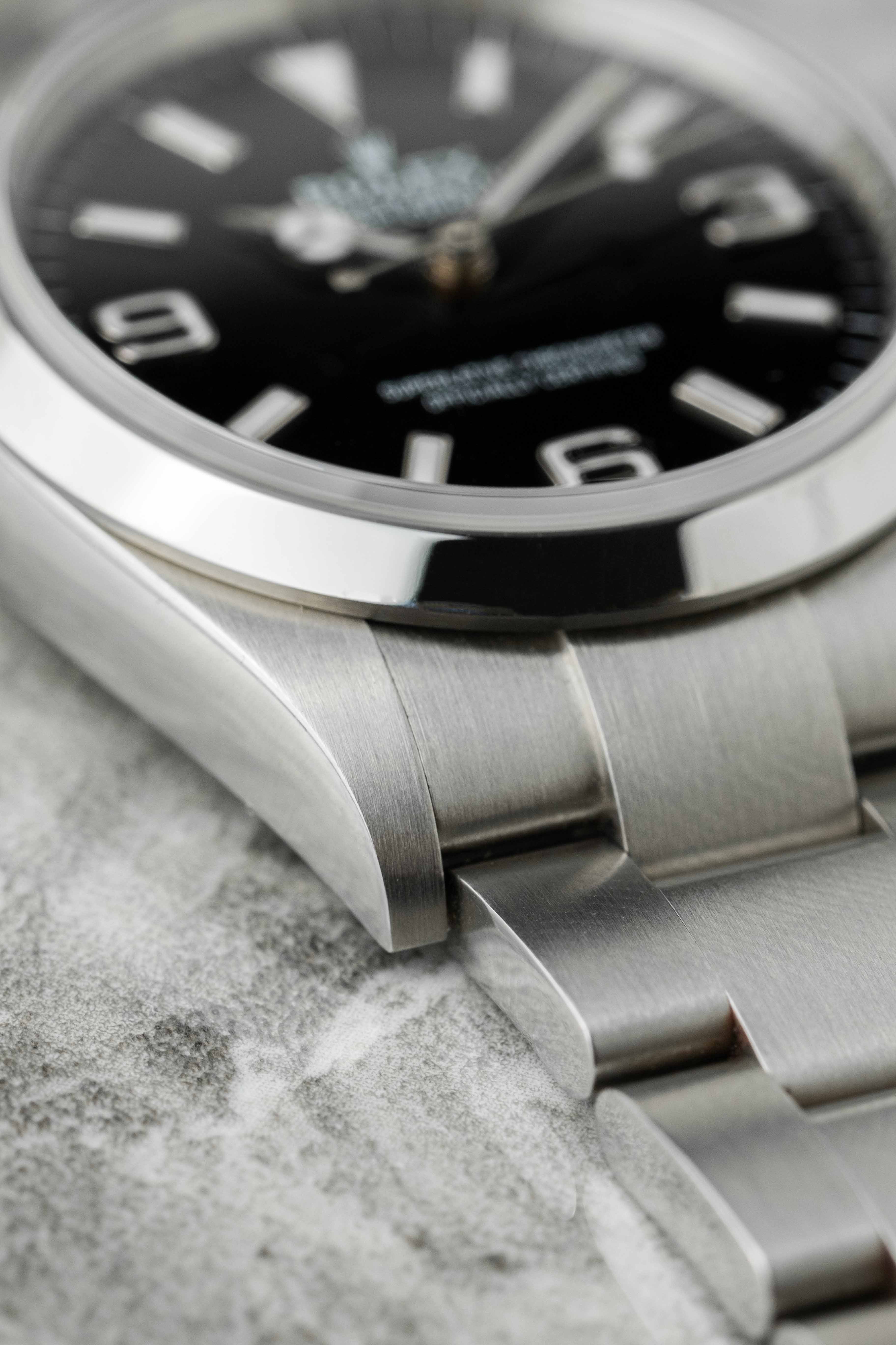 Rolex Explorer I Ref. 124270 2022 w/ Box & Papers