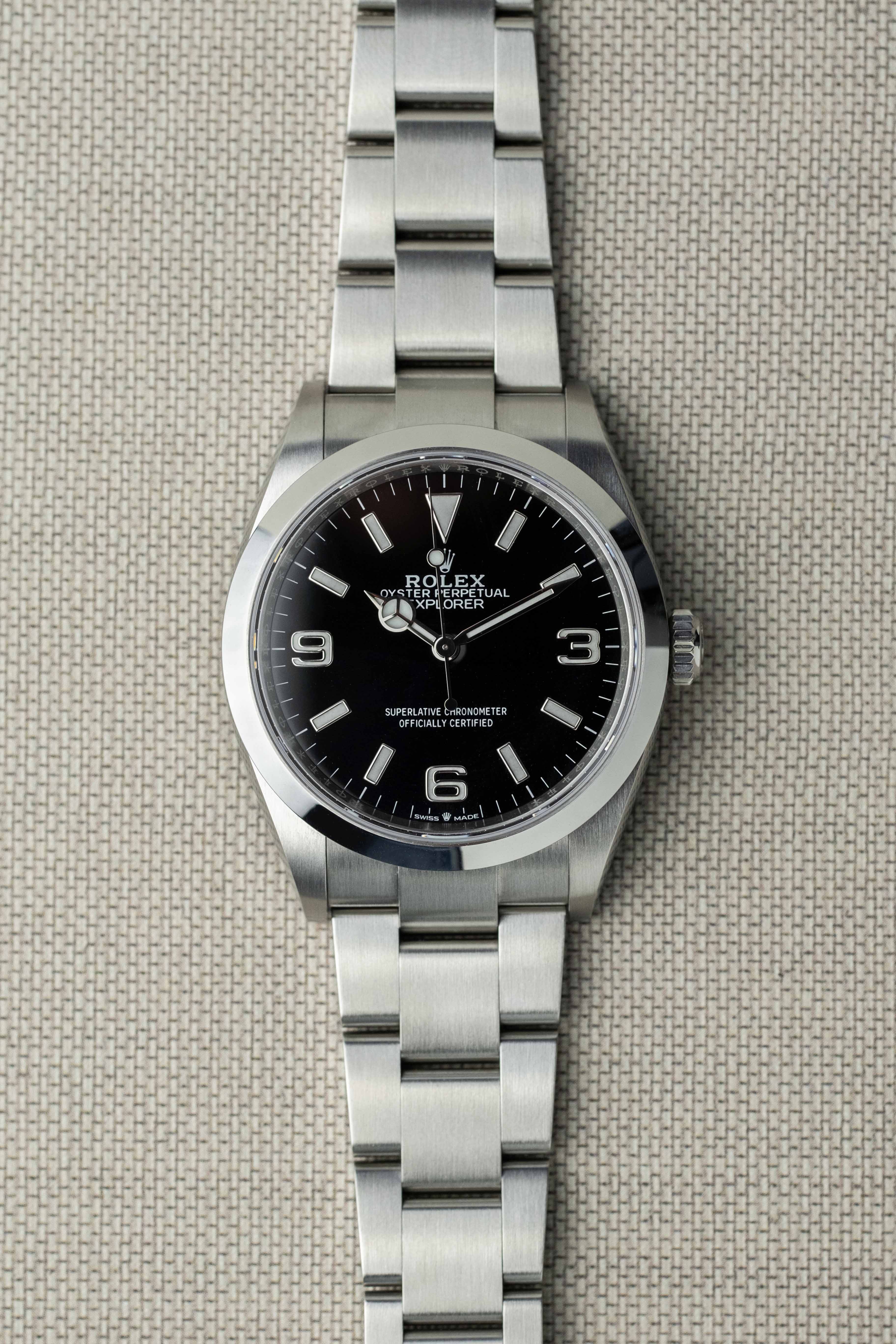 Rolex Explorer I Ref. 124270 2022 w/ Box & Papers