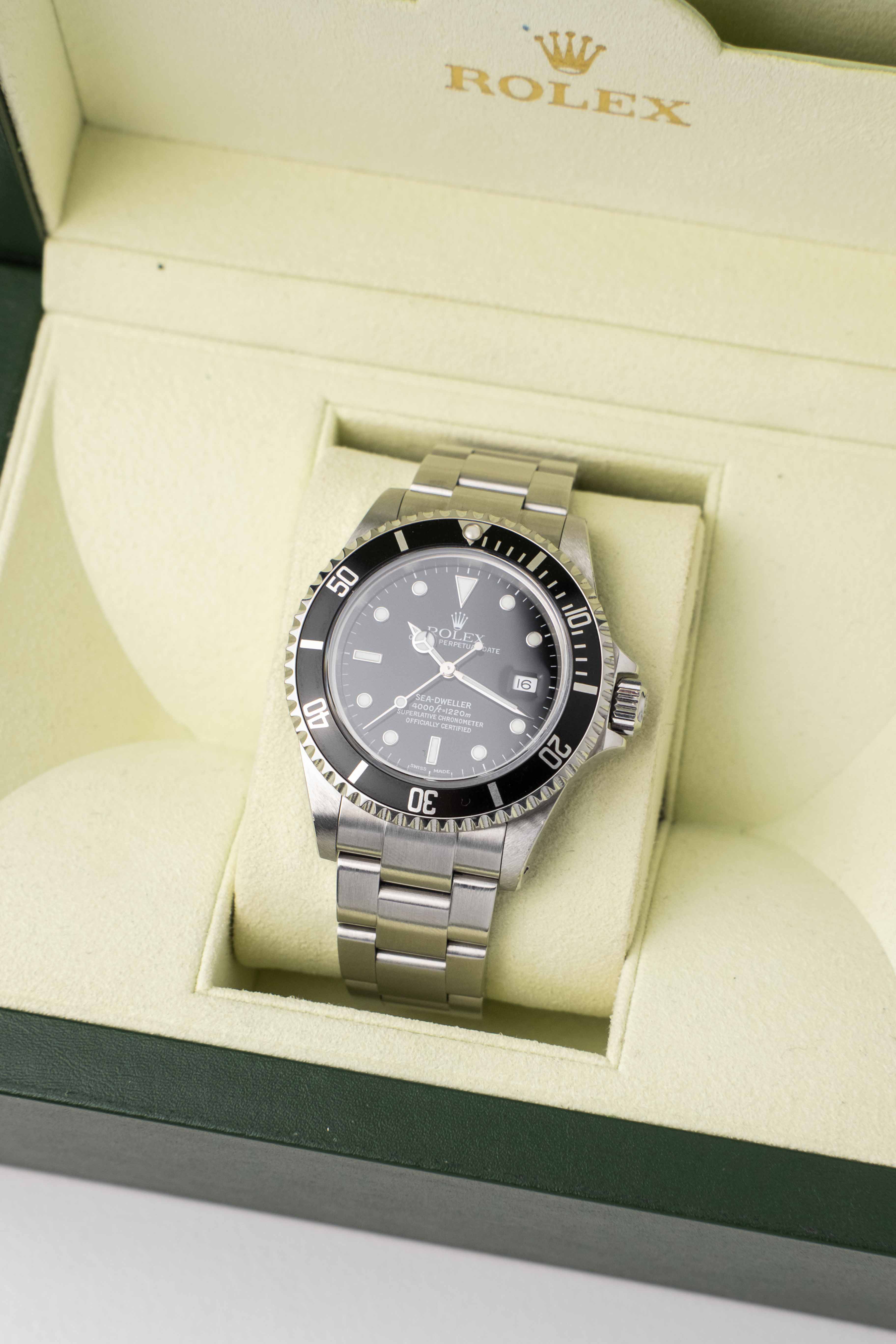 Rolex Sea-Dweller Ref. 16600 1999 w/ Box