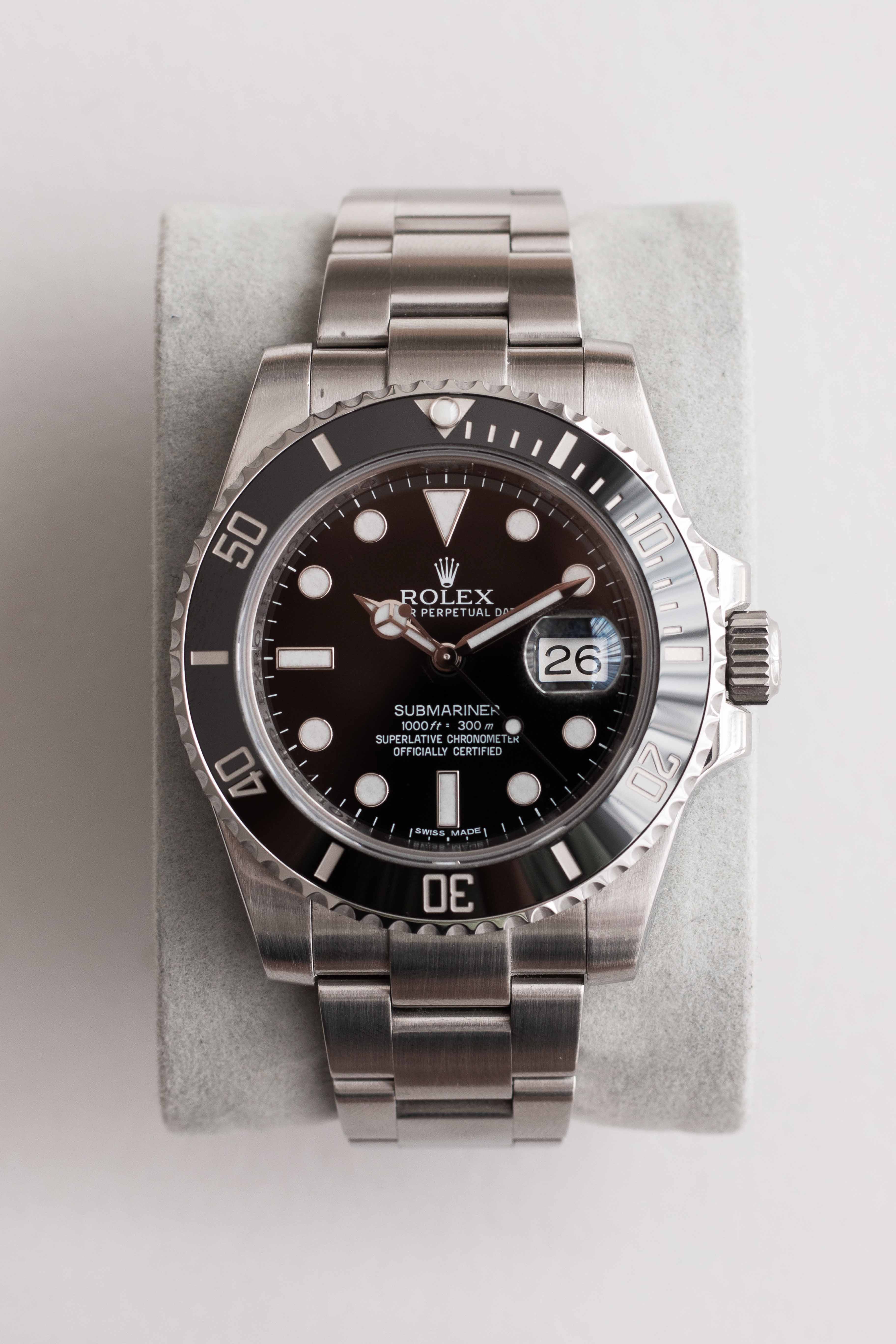 Rolex Submariner Ref. 116610LN Date 2012 w/ Box & Papers