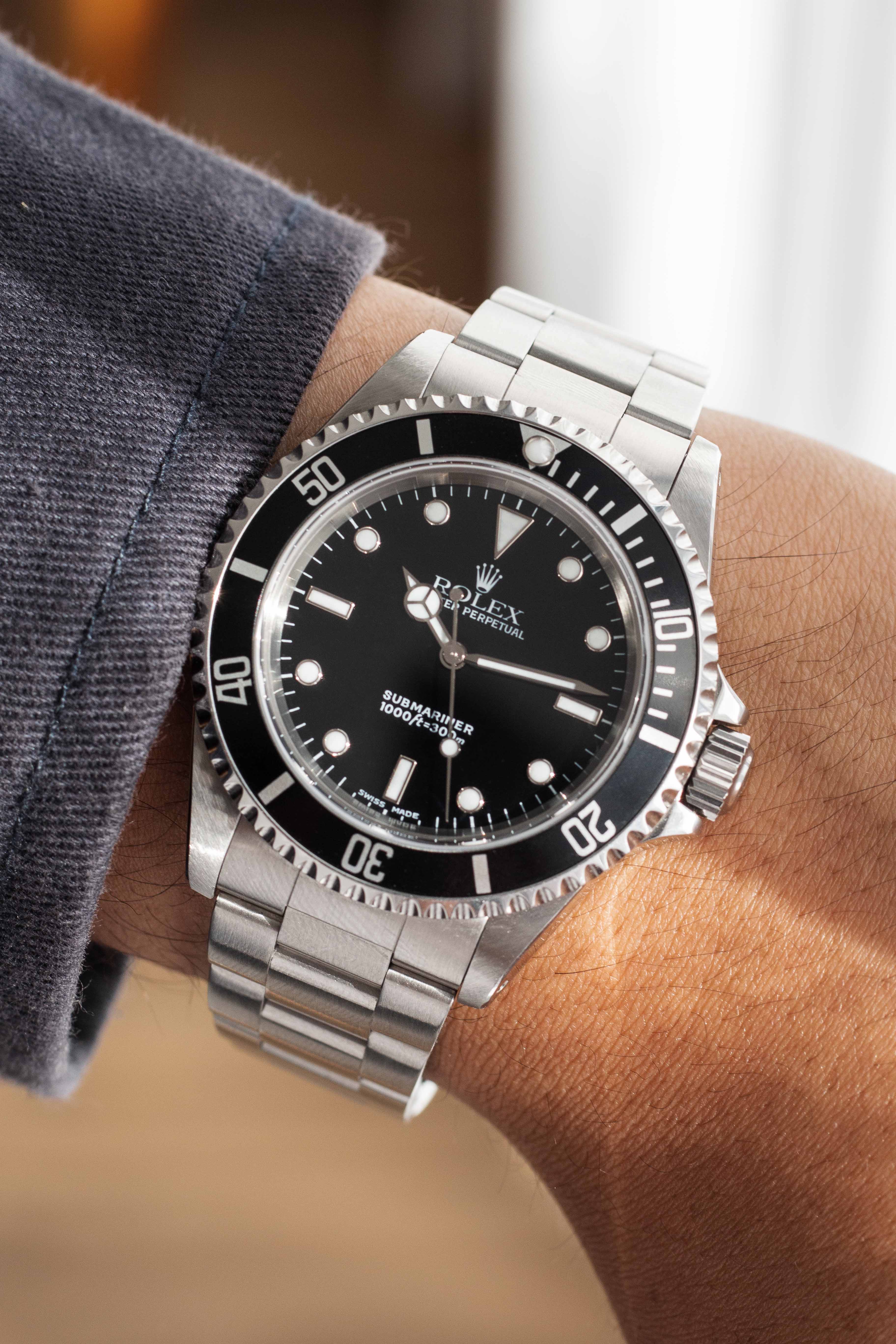 Rolex Submariner Ref. 14060M No Date 2000 w/ Box & Service Papers