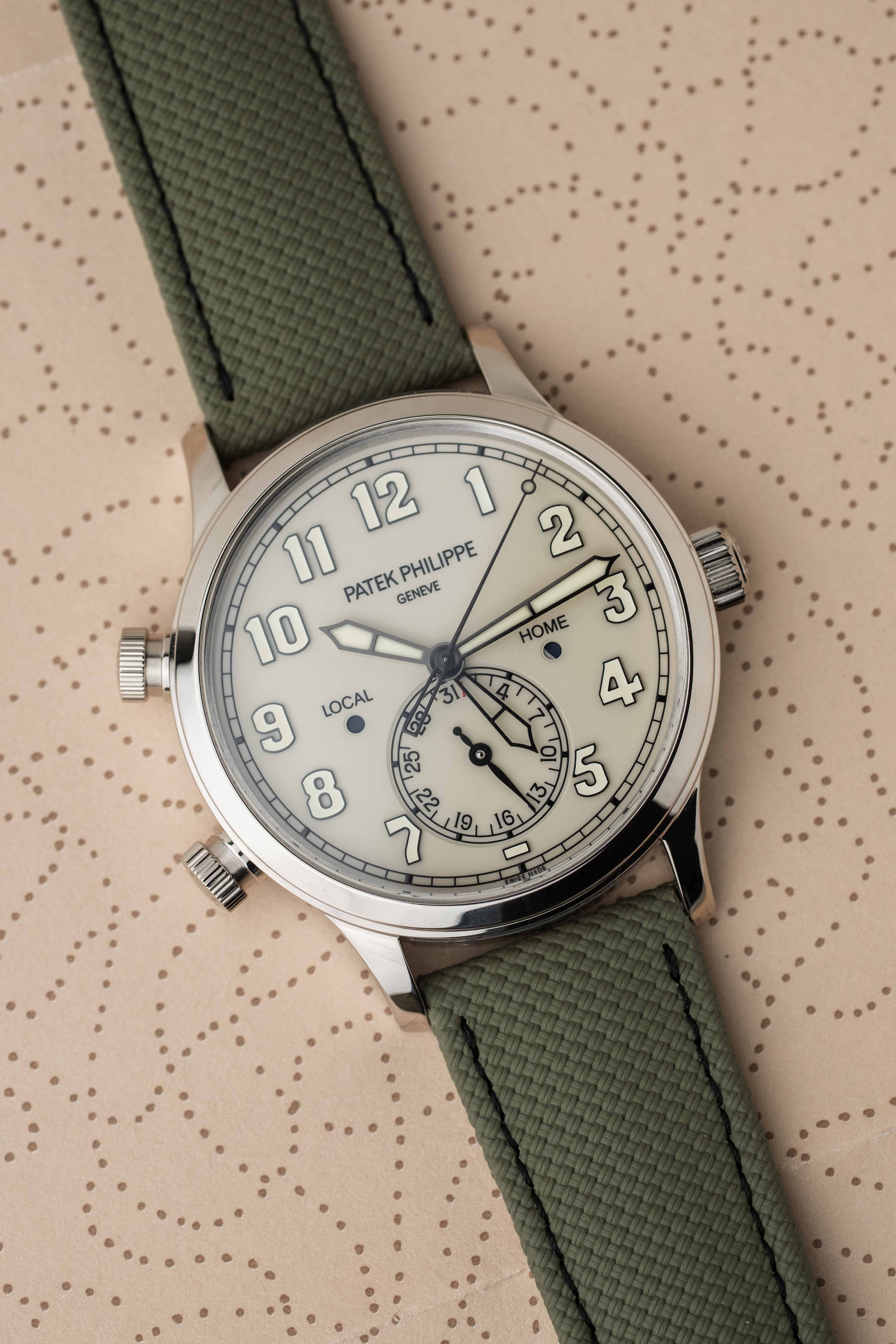 Patek Philippe Calatrava Pilot Travel Time Ref. 5524G 'Cream' Dial 2026 w/ Box & Papers