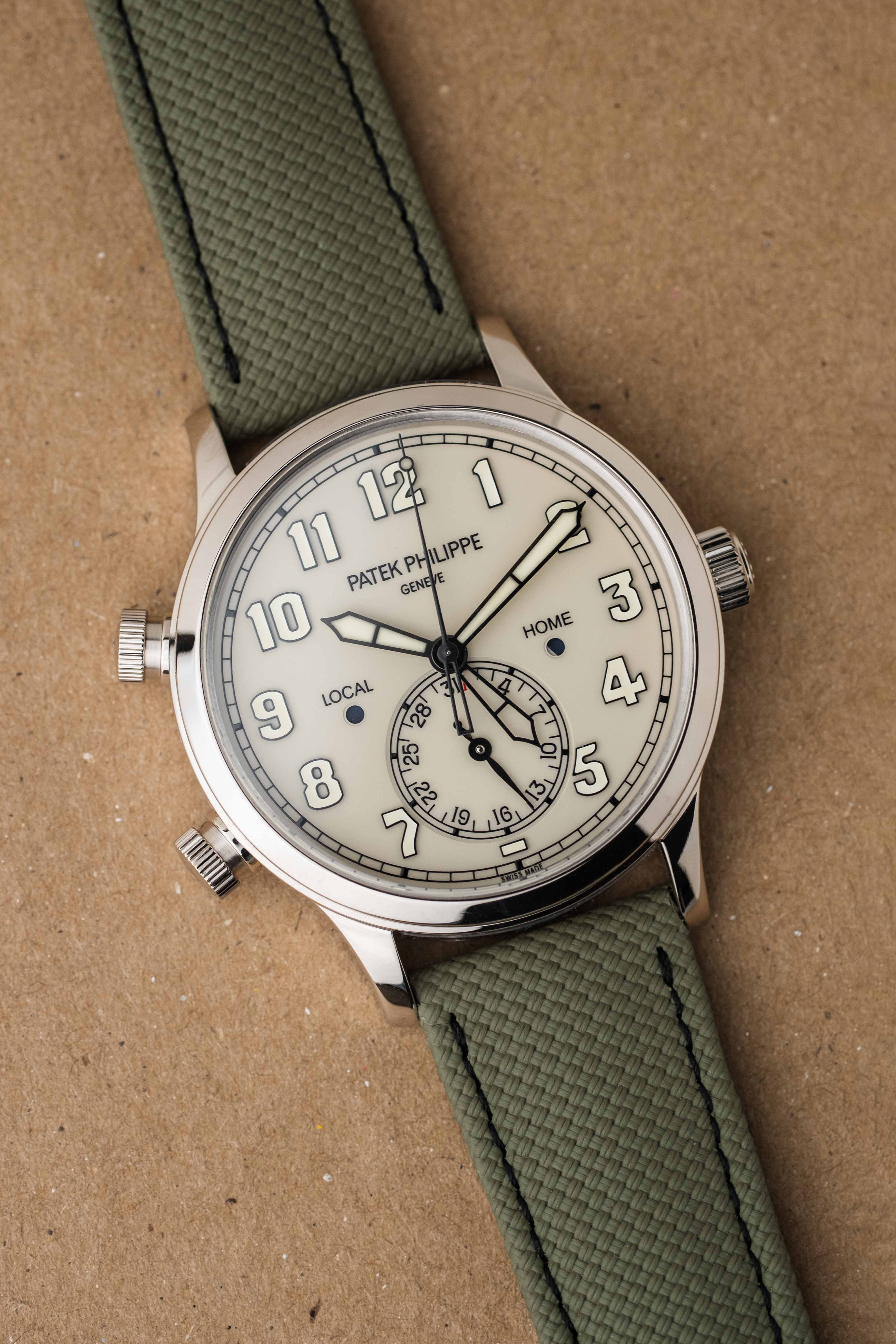 Patek Philippe Calatrava Pilot Travel Time Ref. 5524G 'Cream' Dial 2026 w/ Box & Papers