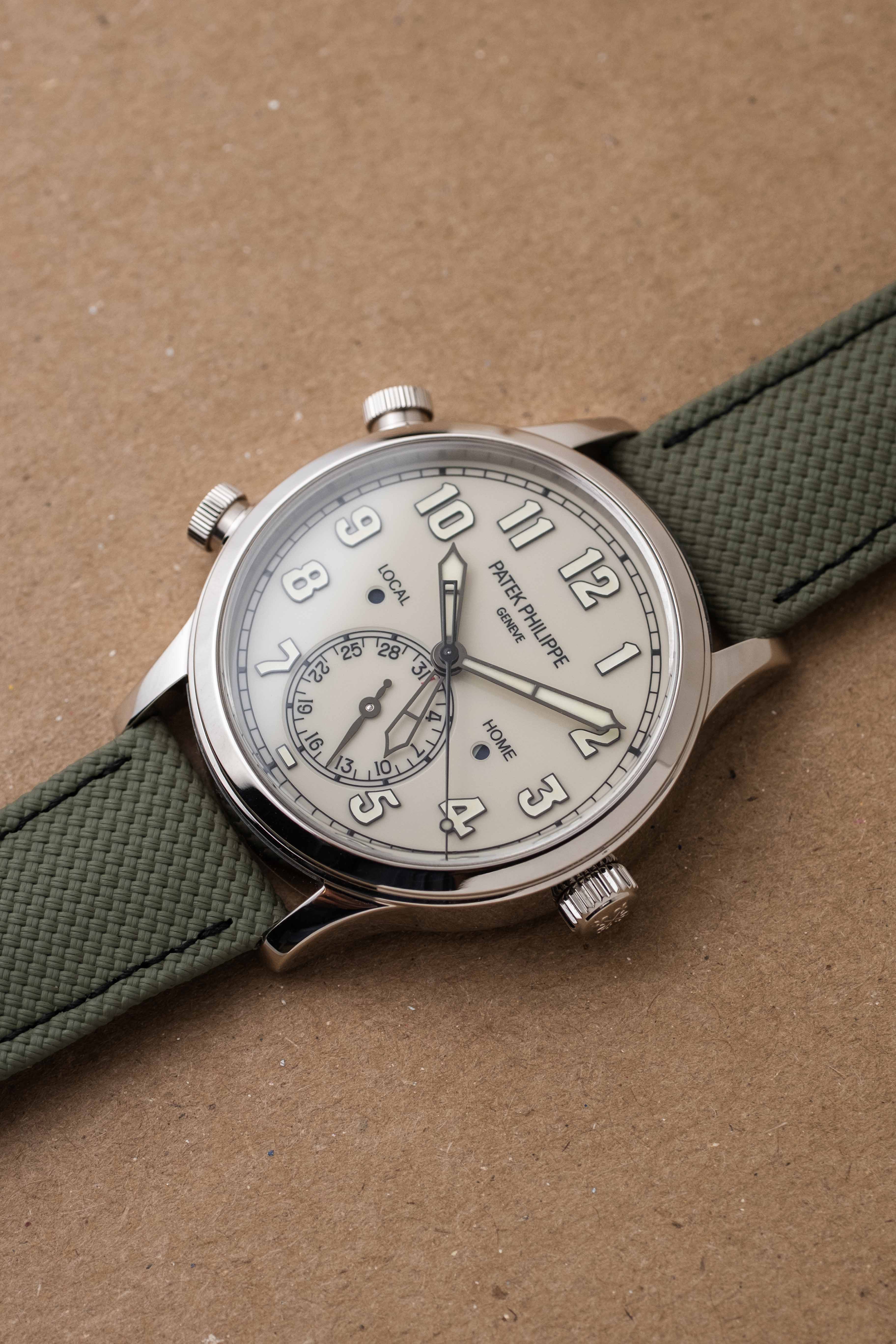 Patek Philippe Calatrava Pilot Travel Time Ref. 5524G 'Cream' Dial 2026 w/ Box & Papers