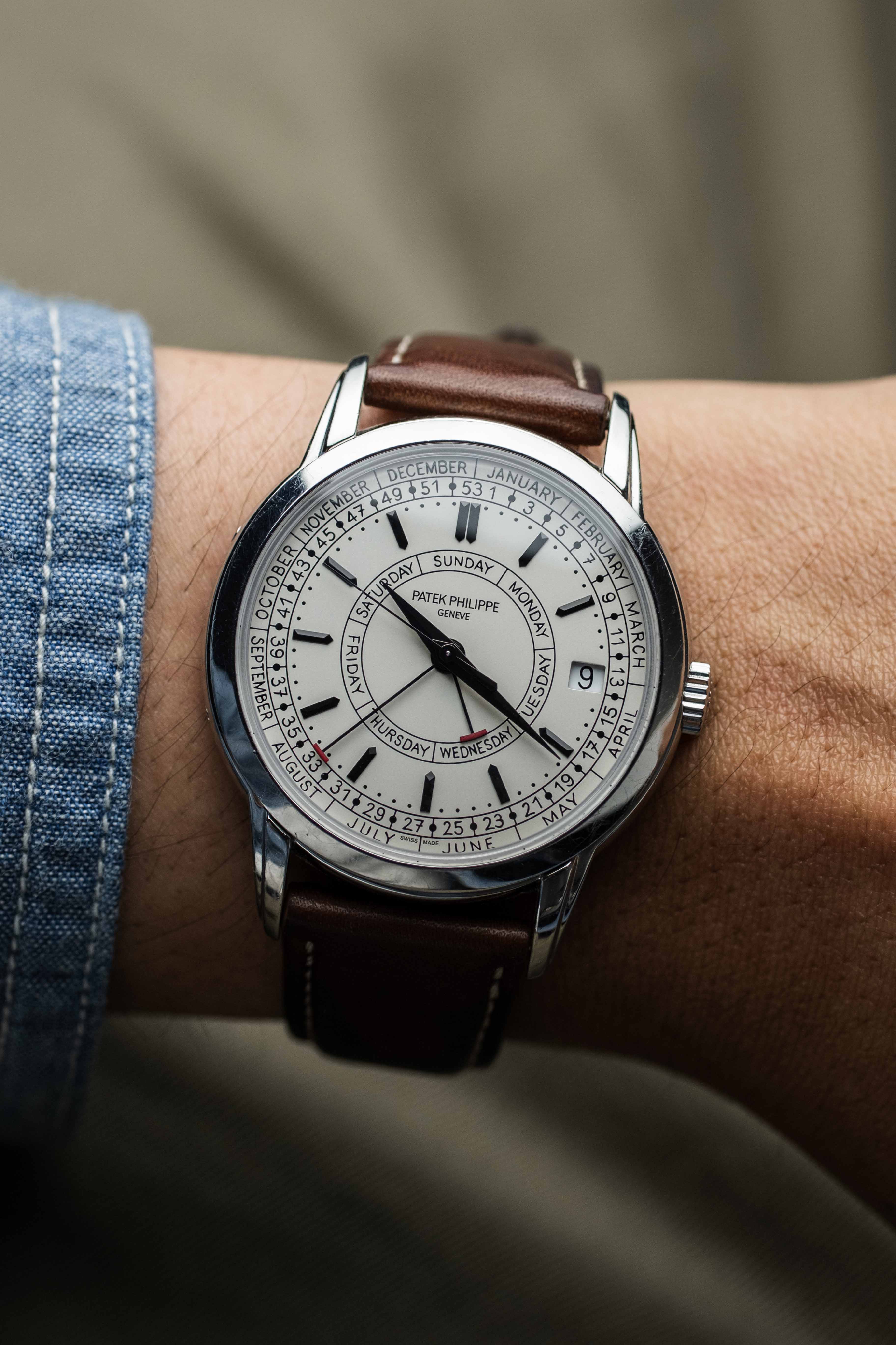 Patek Philippe Calatrava Weekly Calendar Ref. 5212A 2022 w/ Box & Papers