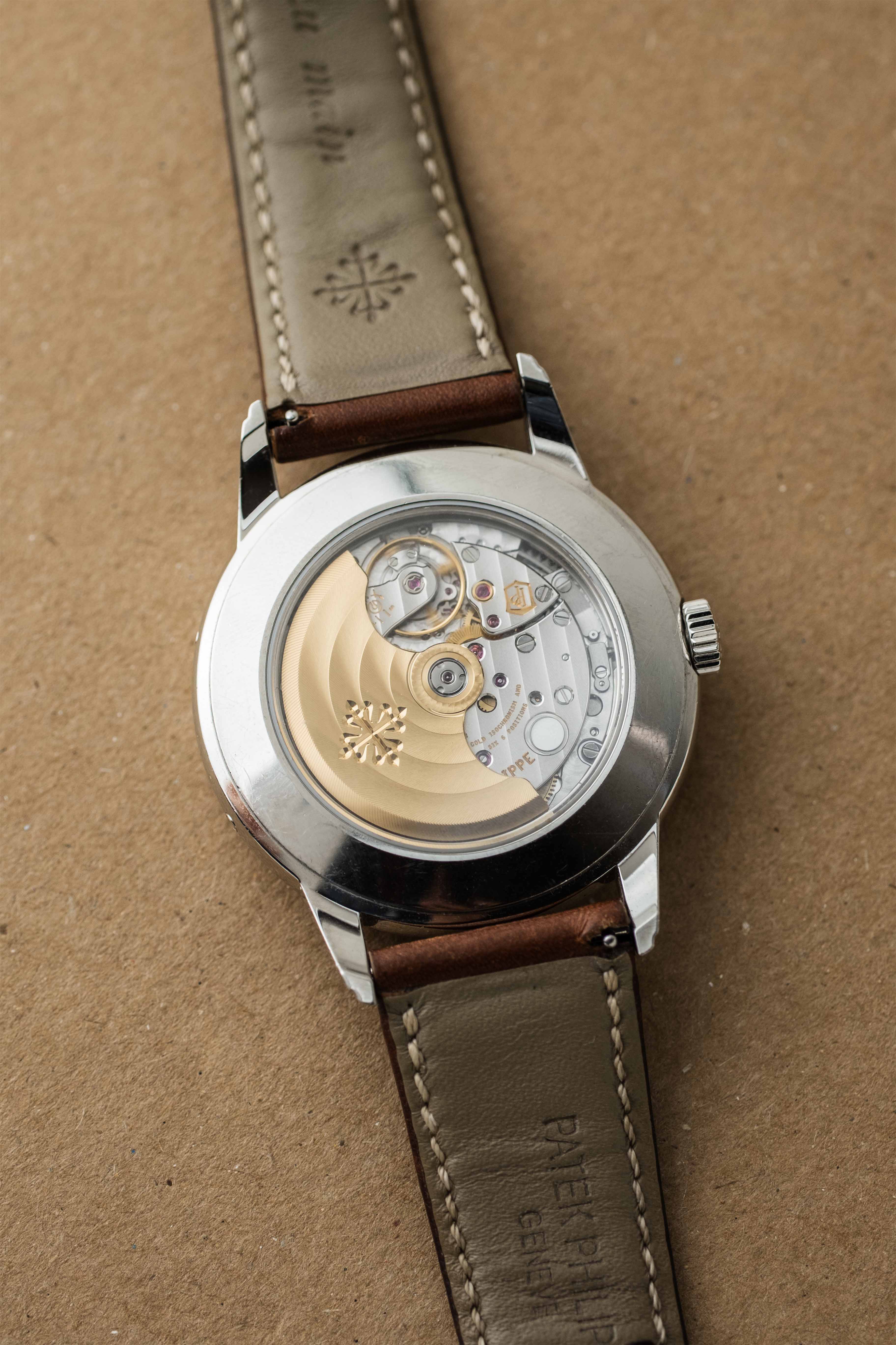 Patek Philippe Calatrava Weekly Calendar Ref. 5212A 2022 w/ Box & Papers