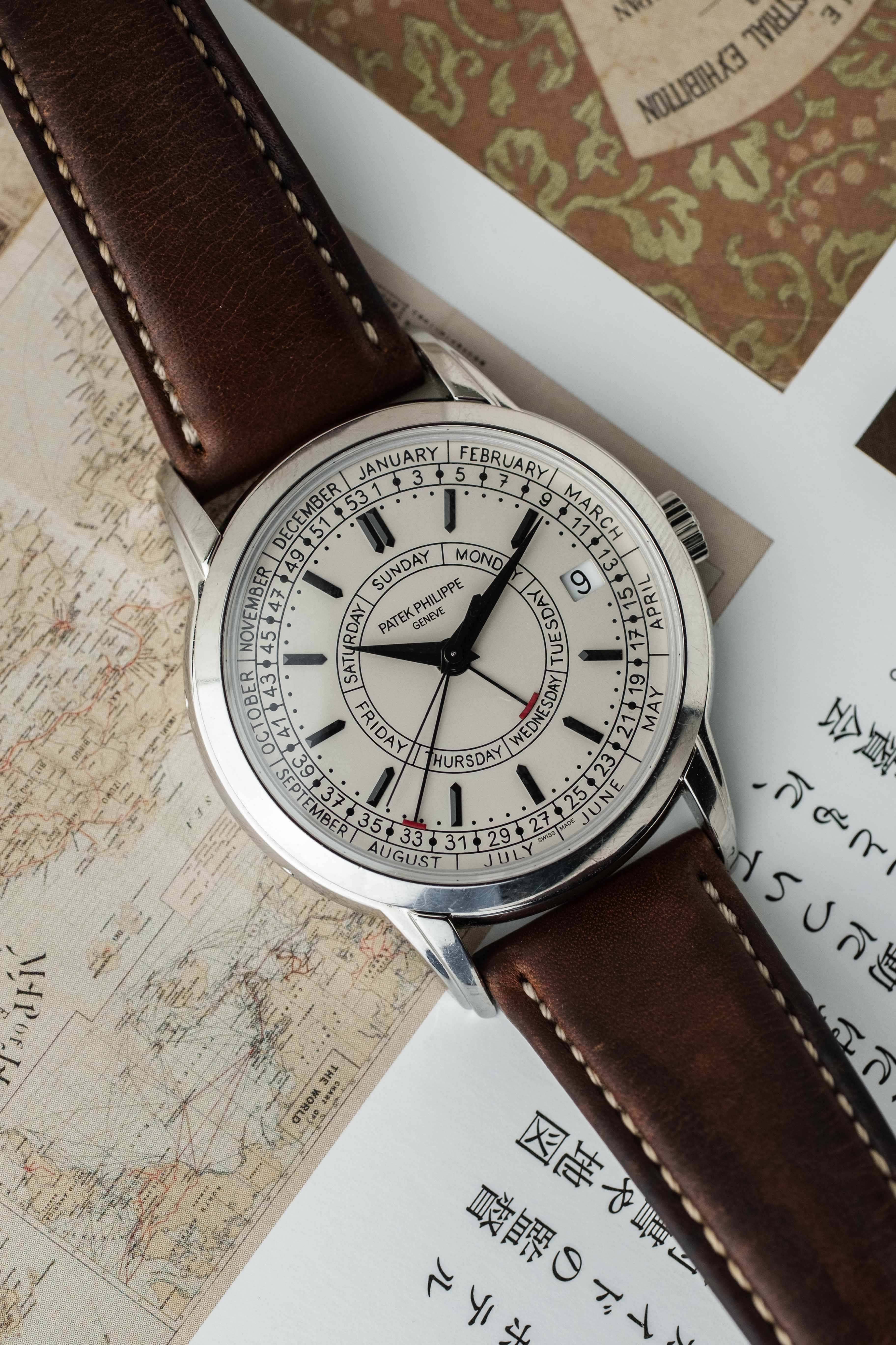 Patek Philippe Calatrava Weekly Calendar Ref. 5212A 2022 w/ Box & Papers