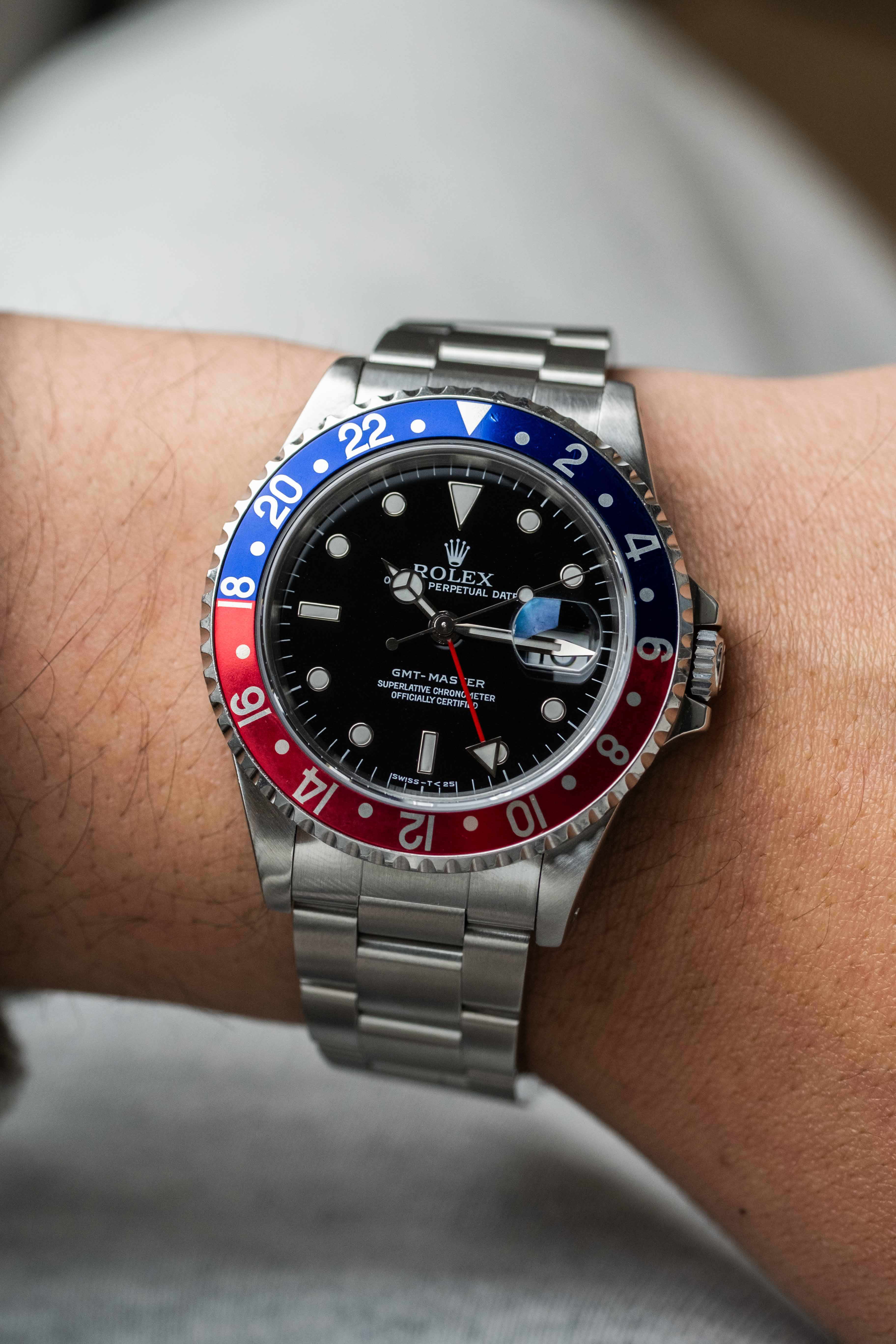 Rolex GMT-Master 'Pepsi' Ref. 16700 1995 w/ Box & Service Card