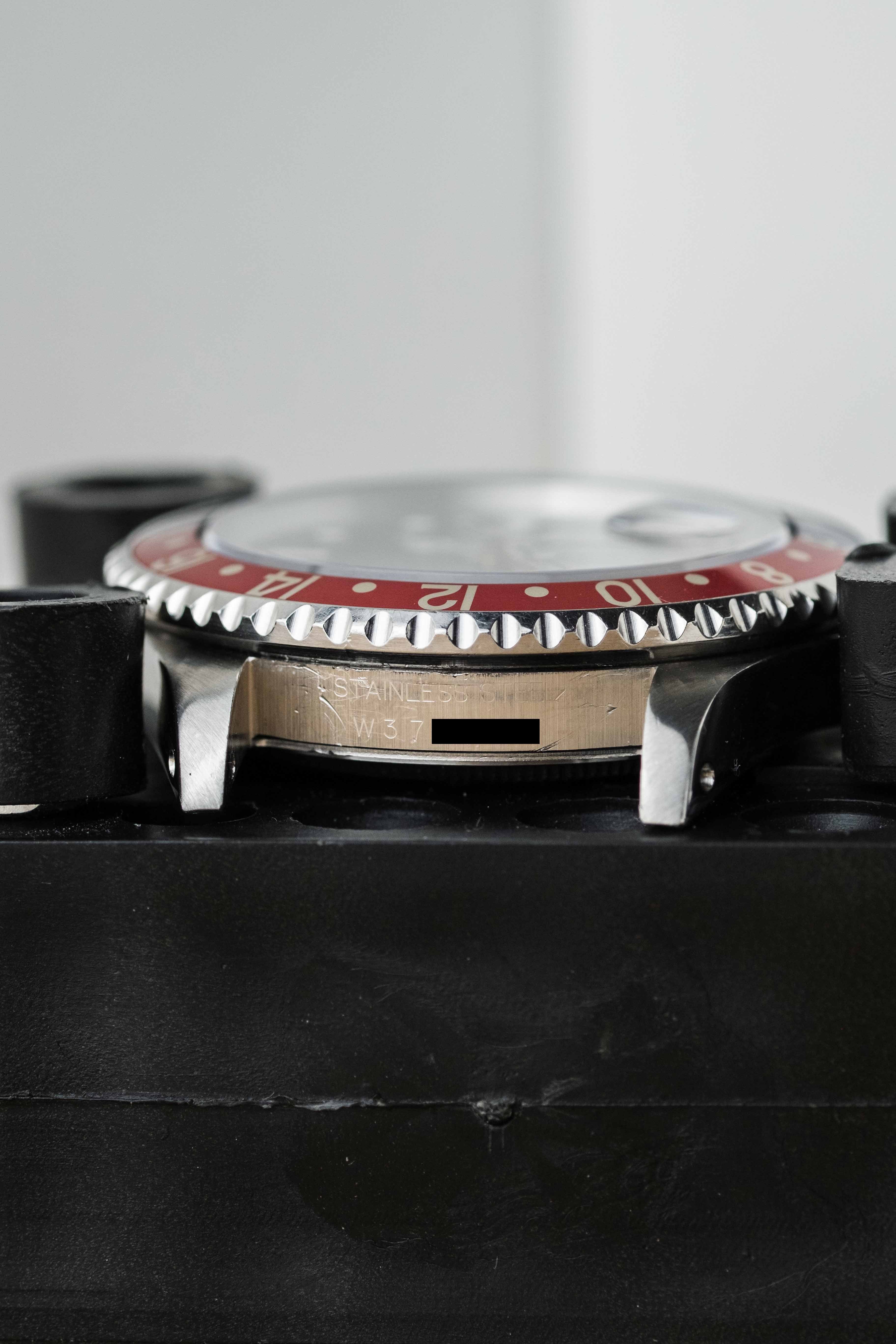 Rolex GMT-Master 'Pepsi' Ref. 16700 1995 w/ Box & Service Card