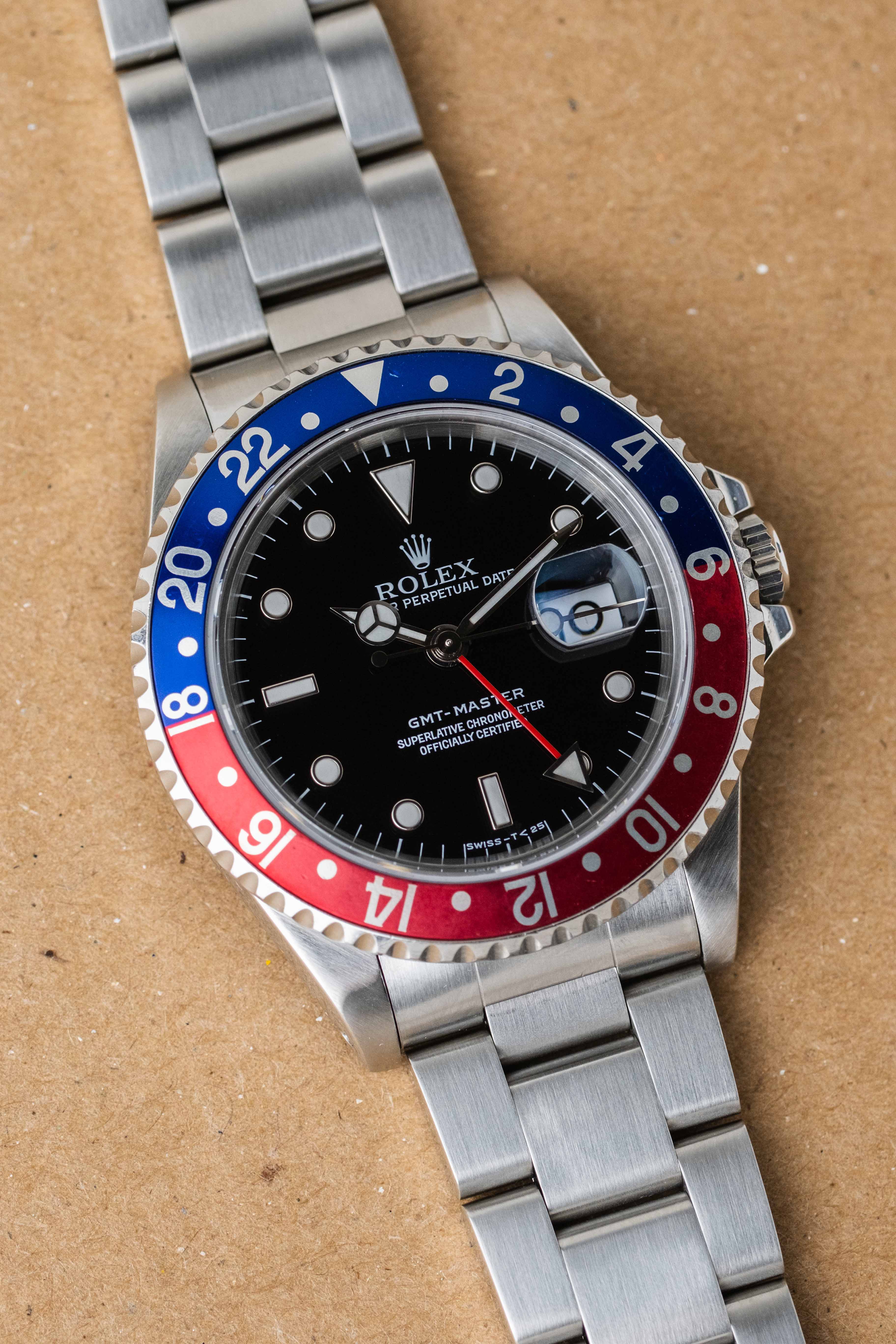 Rolex GMT-Master 'Pepsi' Ref. 16700 1995 w/ Box & Service Card