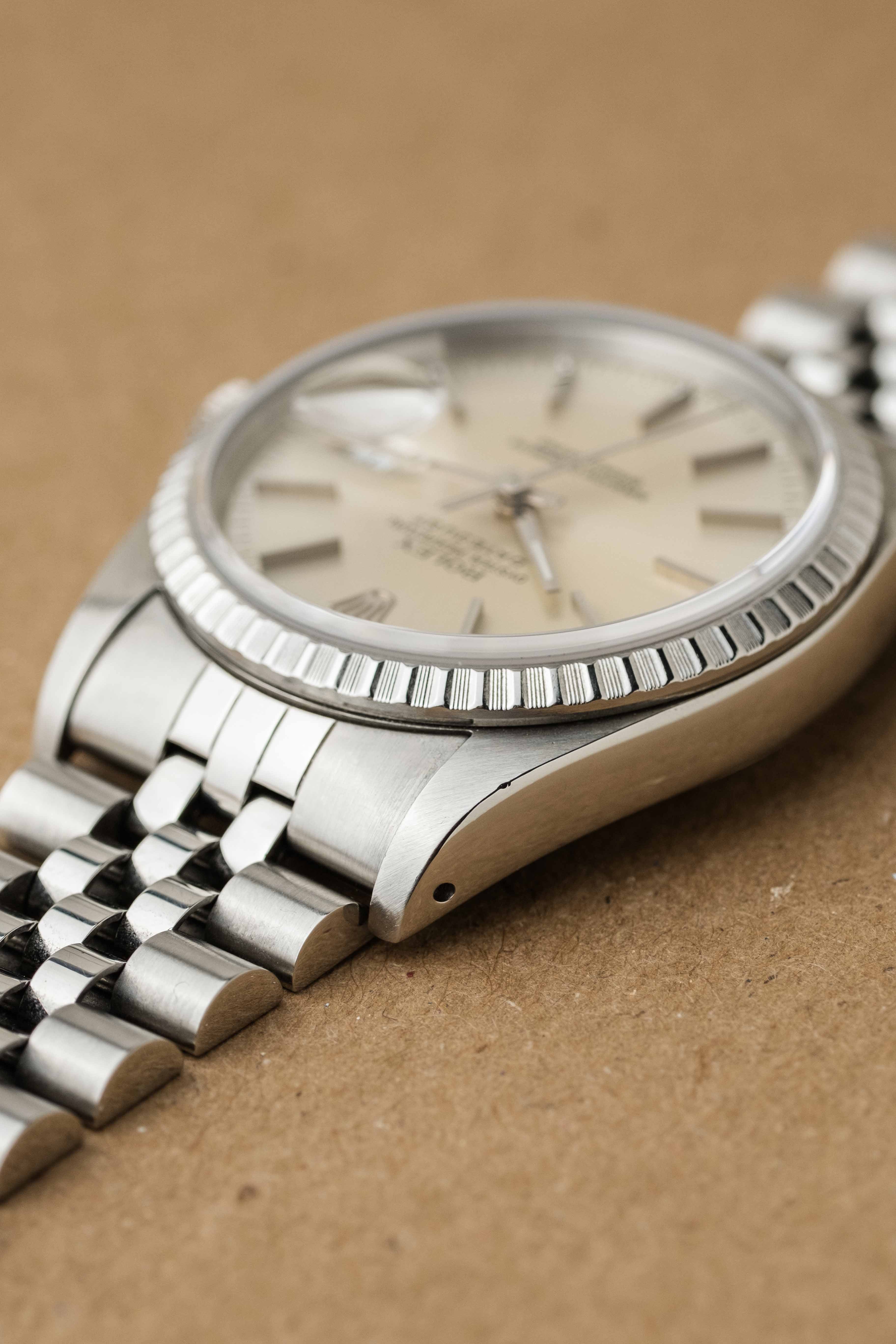 Rolex Datejust Ref. 16220 'Silver Stick' Dial 1989 w/ Box & Papers