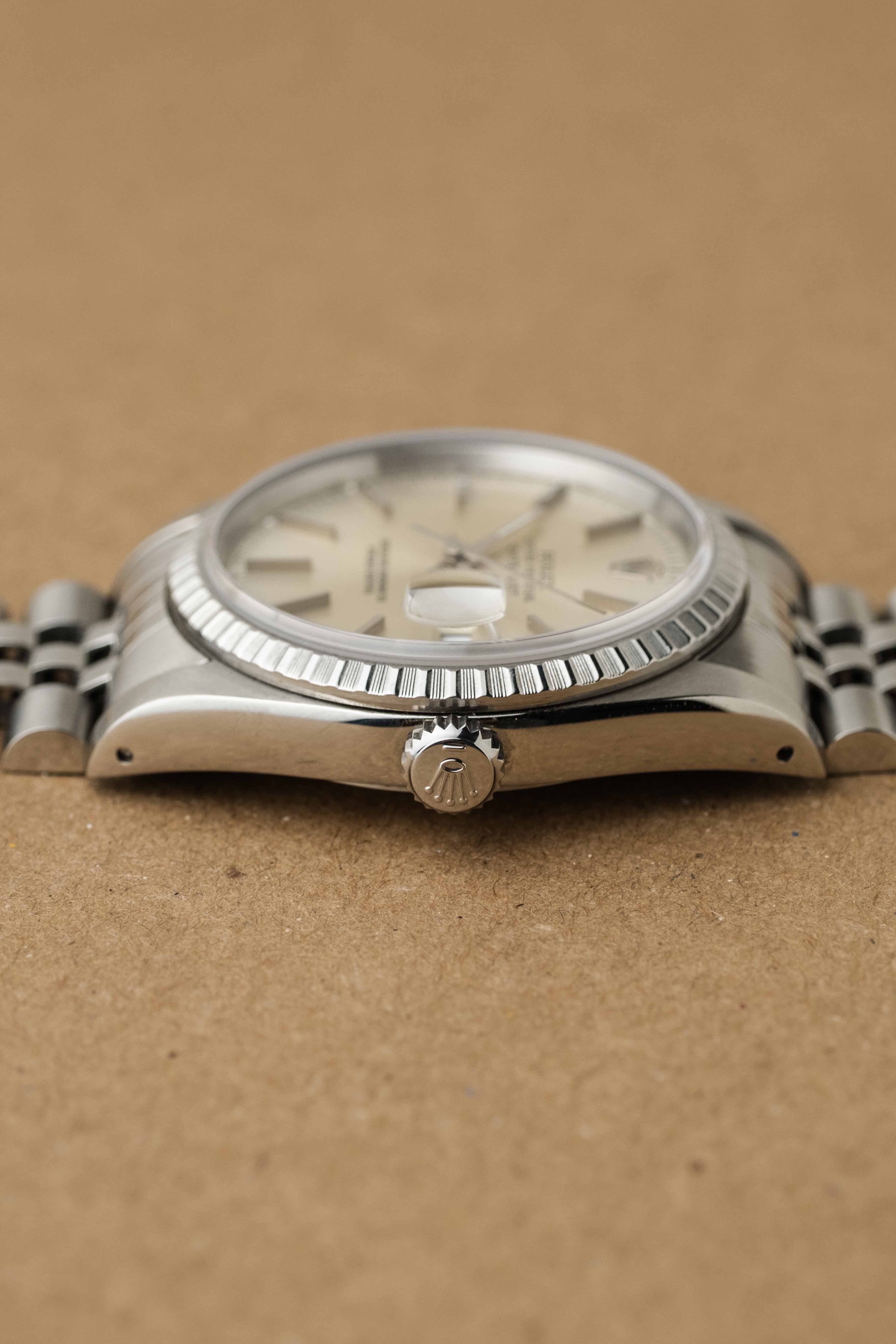 Rolex Datejust Ref. 16220 'Silver Stick' Dial 1989 w/ Box & Papers