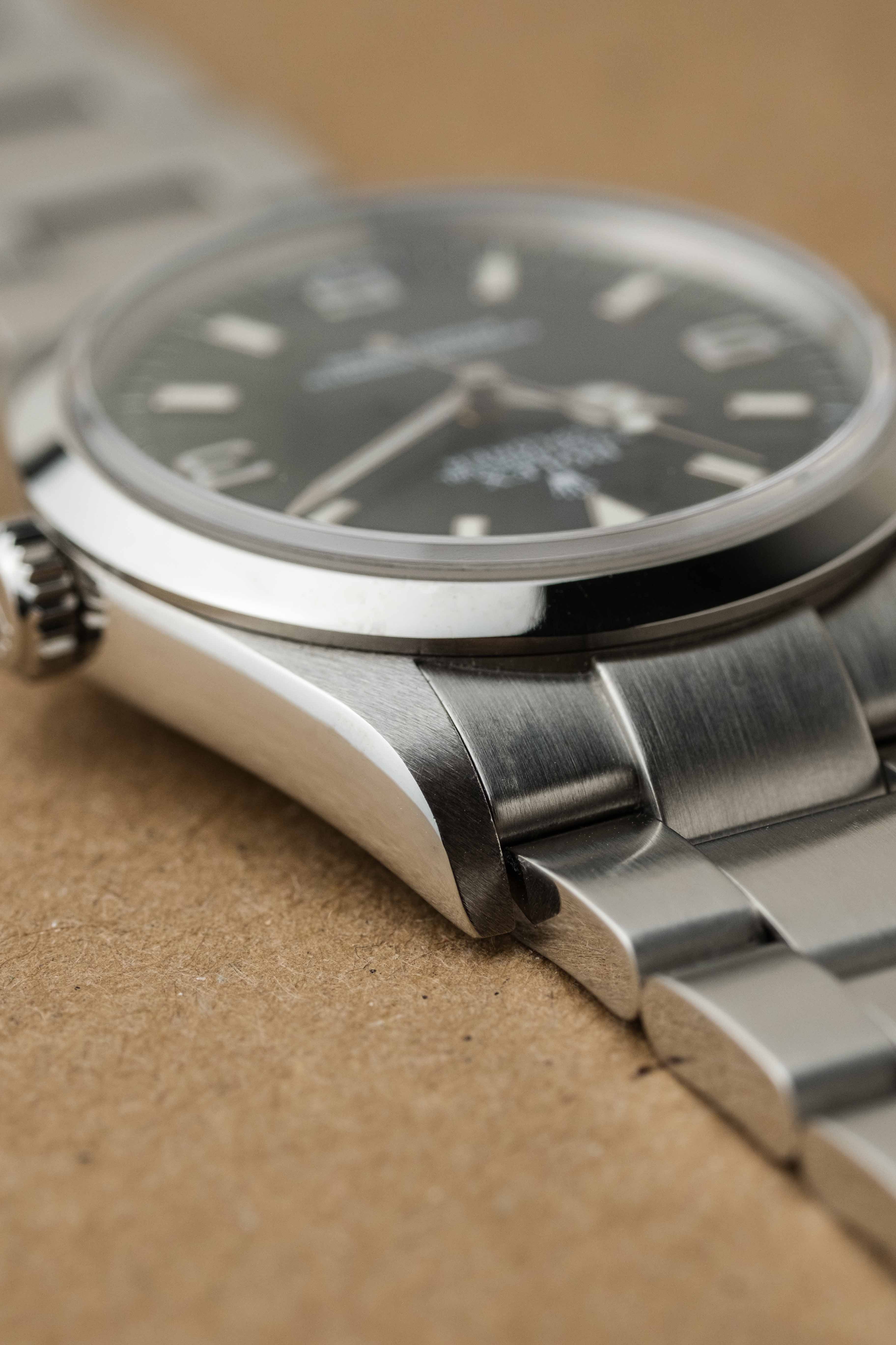 Rolex Explorer I Ref. 114270 2006 w/ Box & Papers