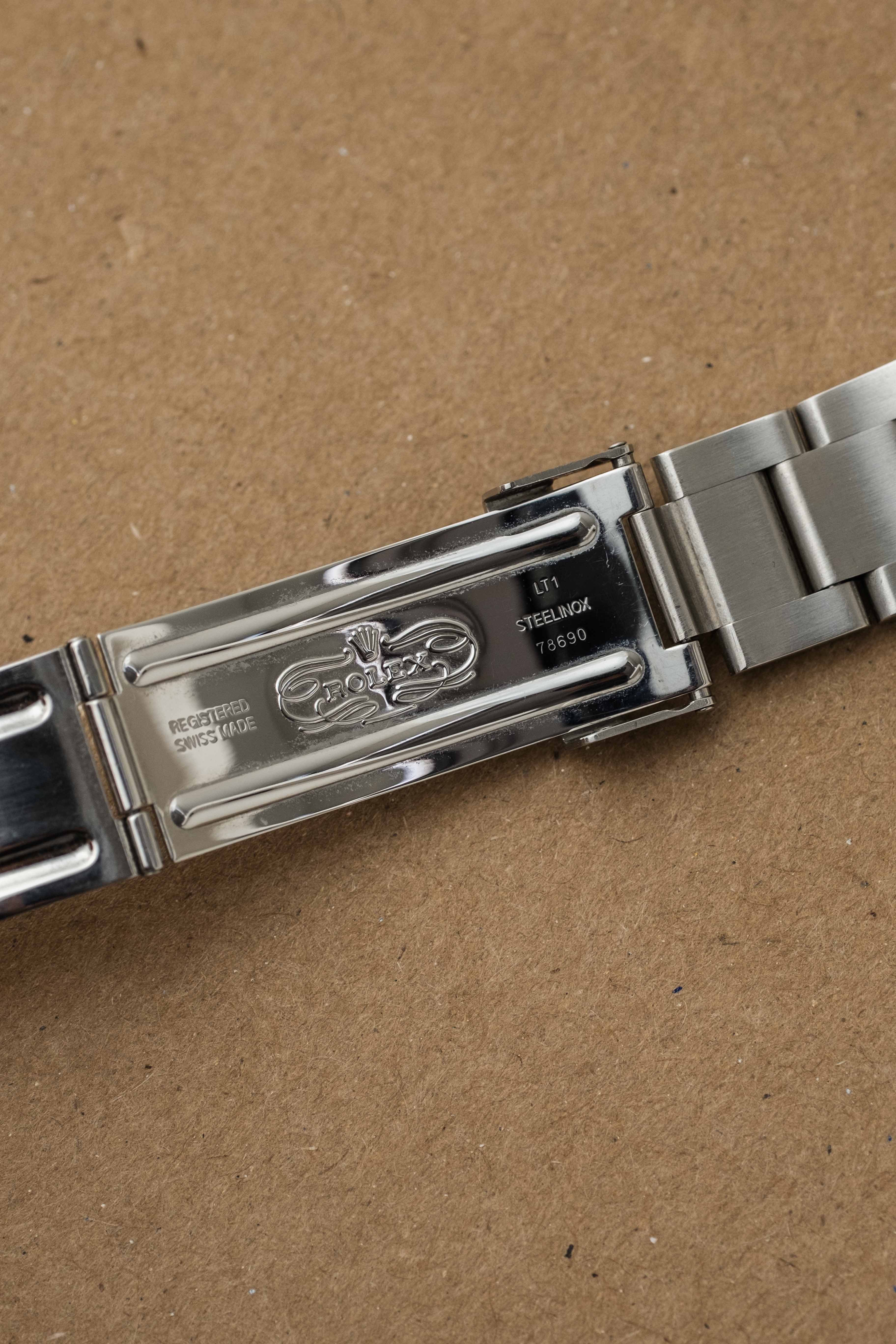 Rolex Explorer I Ref. 114270 'Engraved Rehaut' 2009 w/ Box & Papers