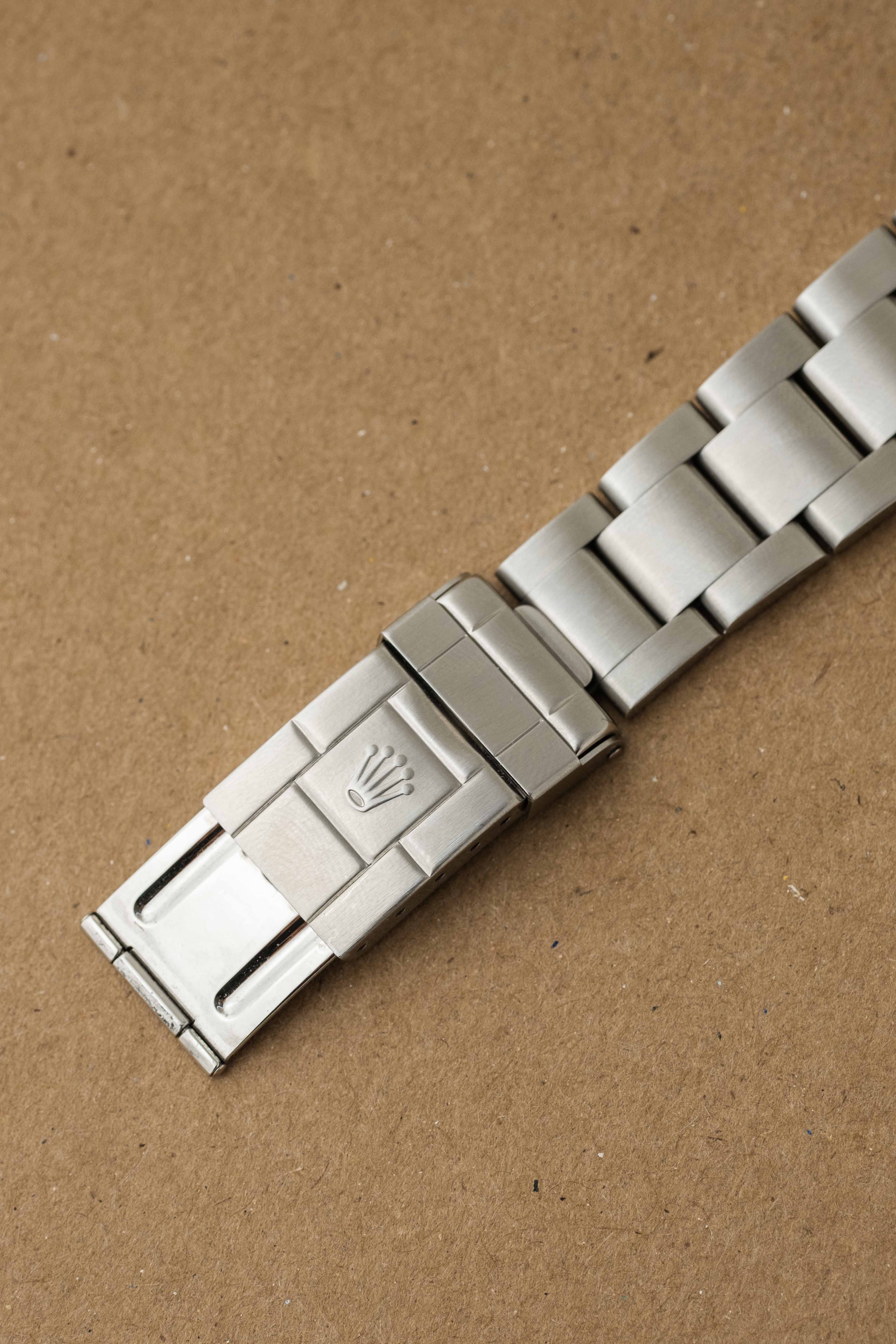 Rolex Explorer I Ref. 114270 'Engraved Rehaut' 2009 w/ Box & Papers
