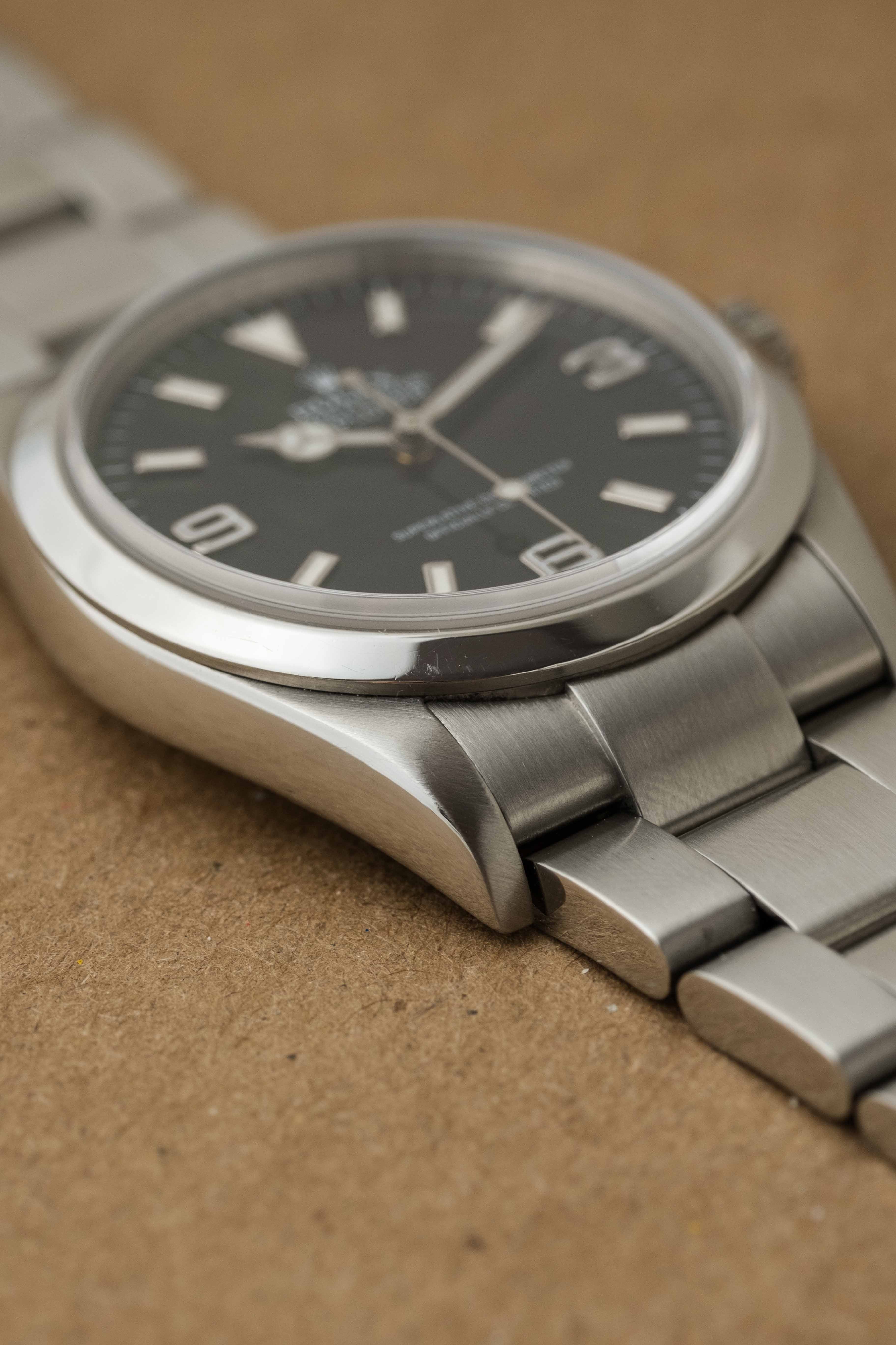 Rolex Explorer I Ref. 114270 'Engraved Rehaut' 2009 w/ Box & Papers