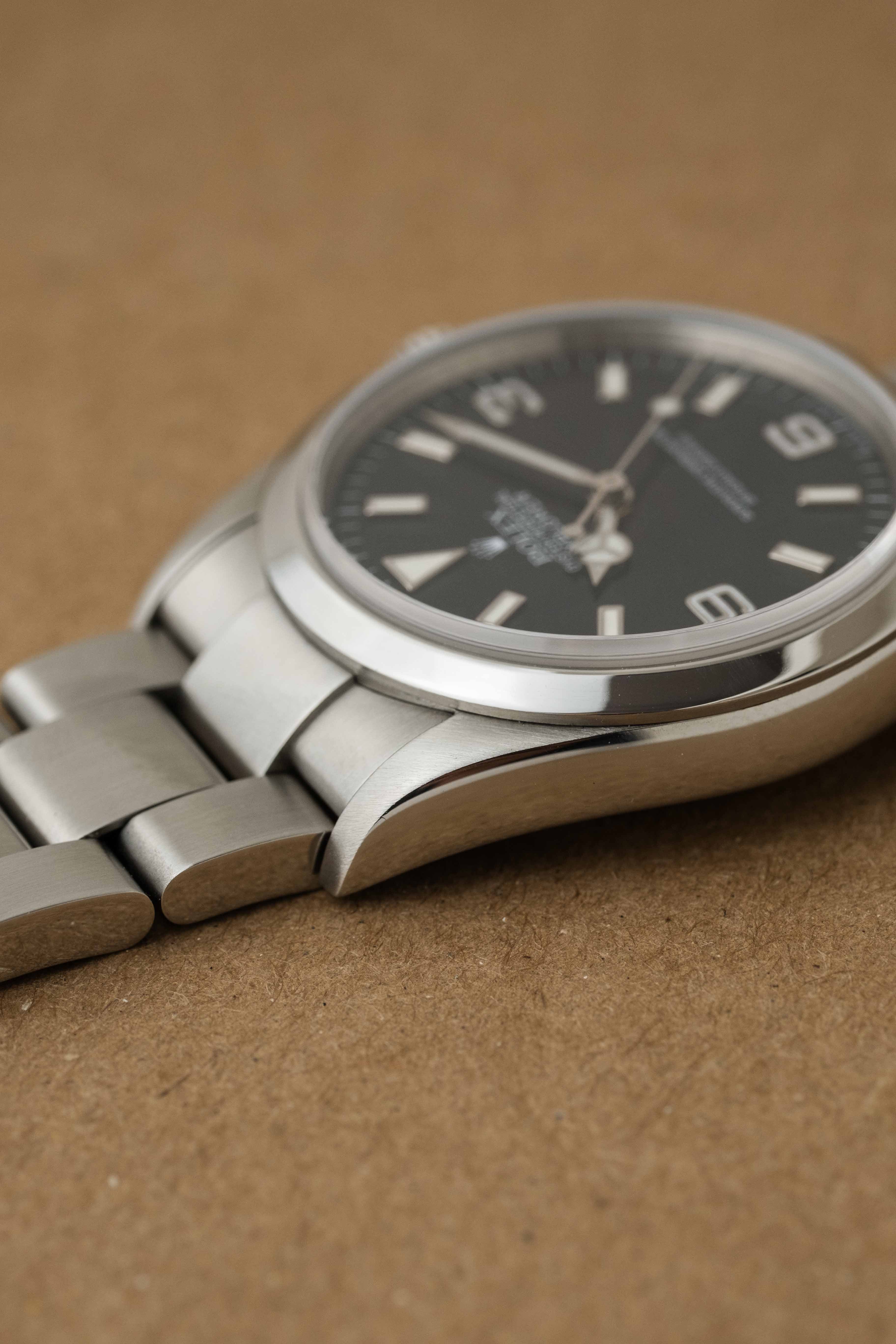 Rolex Explorer I Ref. 114270 'Engraved Rehaut' 2009 w/ Box & Papers