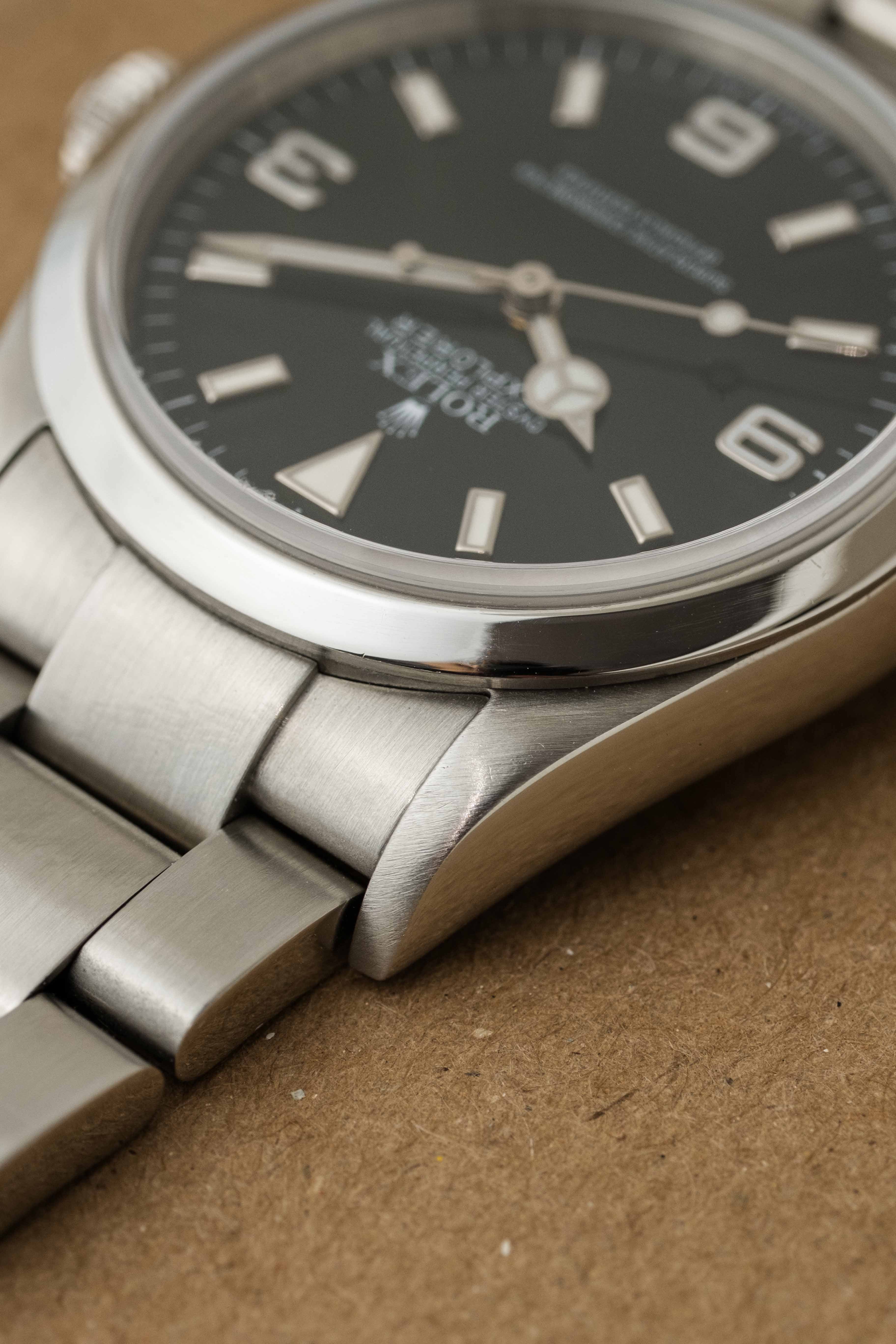 Rolex Explorer I Ref. 114270 'Engraved Rehaut' 2009 w/ Box & Papers