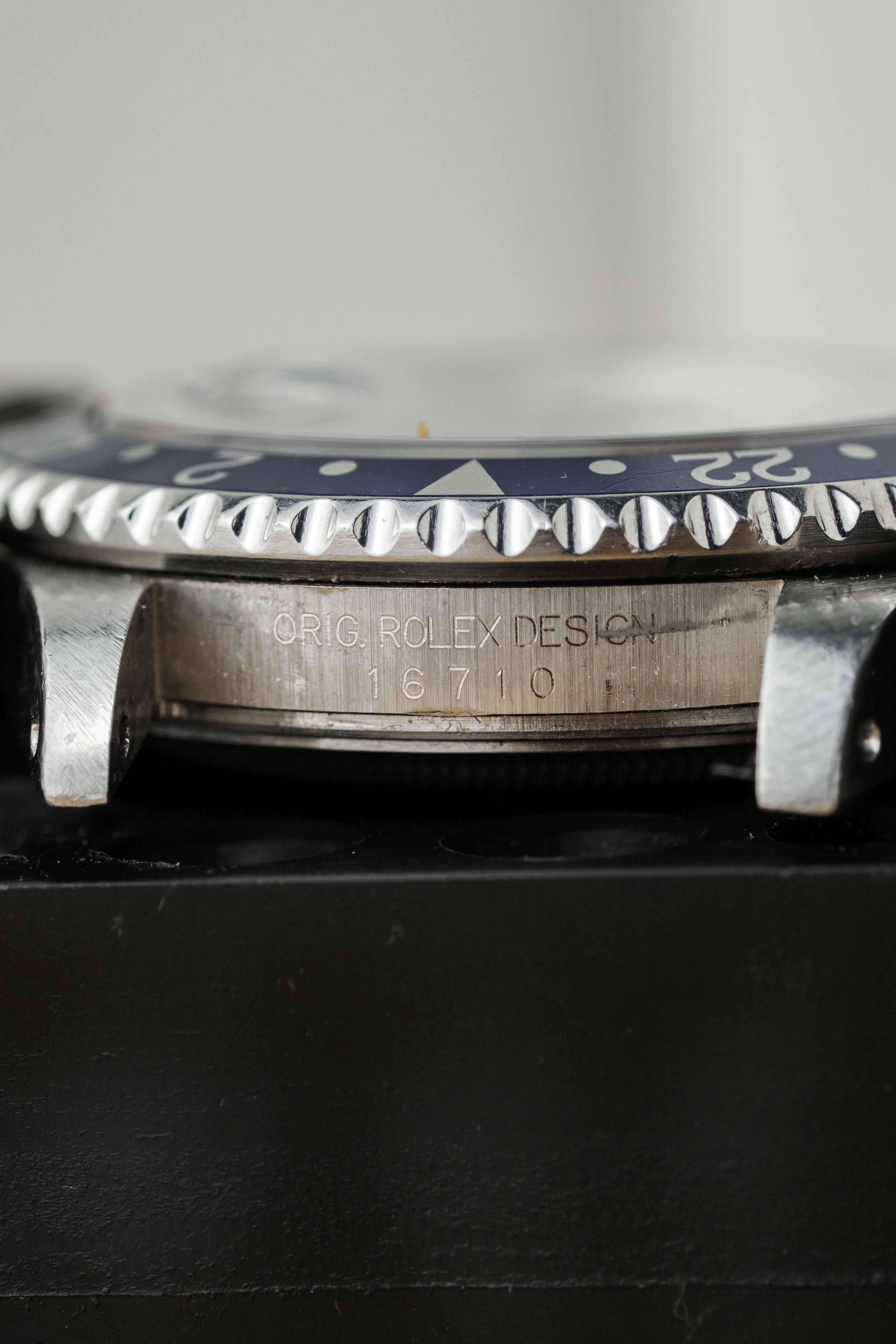 Rolex GMT-Master II 'Pepsi' Ref. 16710 2002 w/ Box & Papers