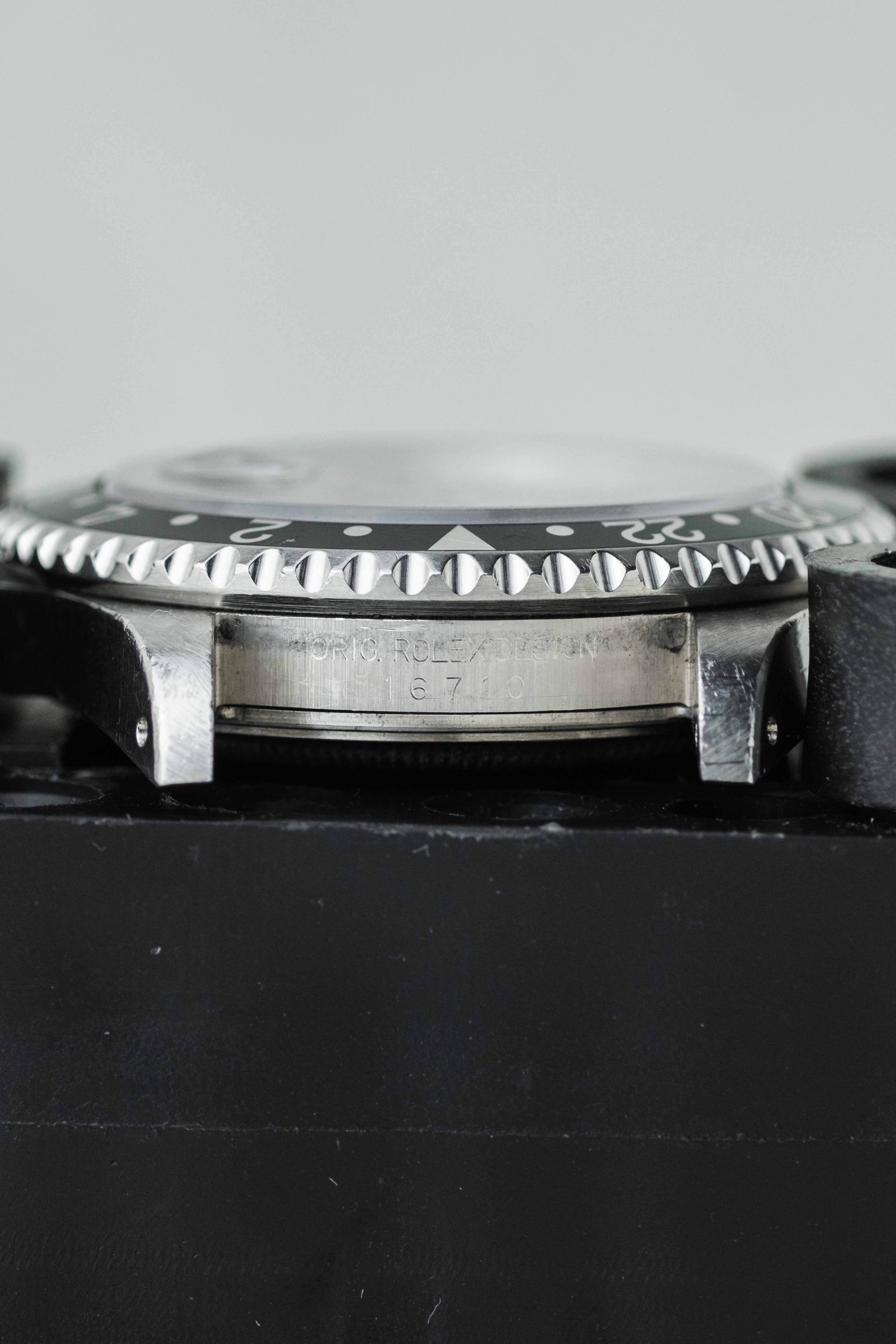 Rolex GMT-Master II Ref. 16710 'Black' 2000 w/ Box & Papers