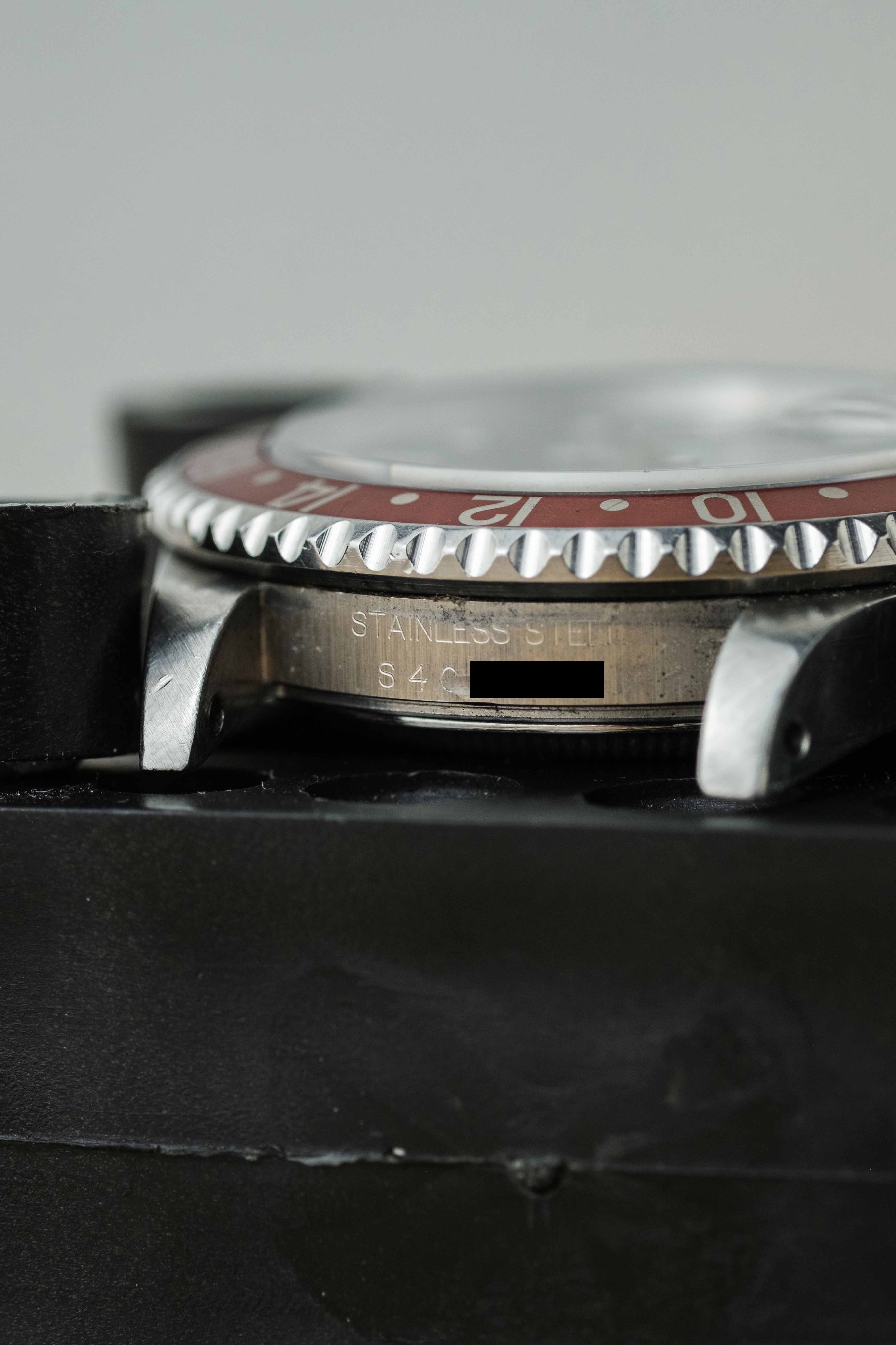 Rolex GMT-Master II 'Coke' Ref. 16710 1993 w/ Box & Papers