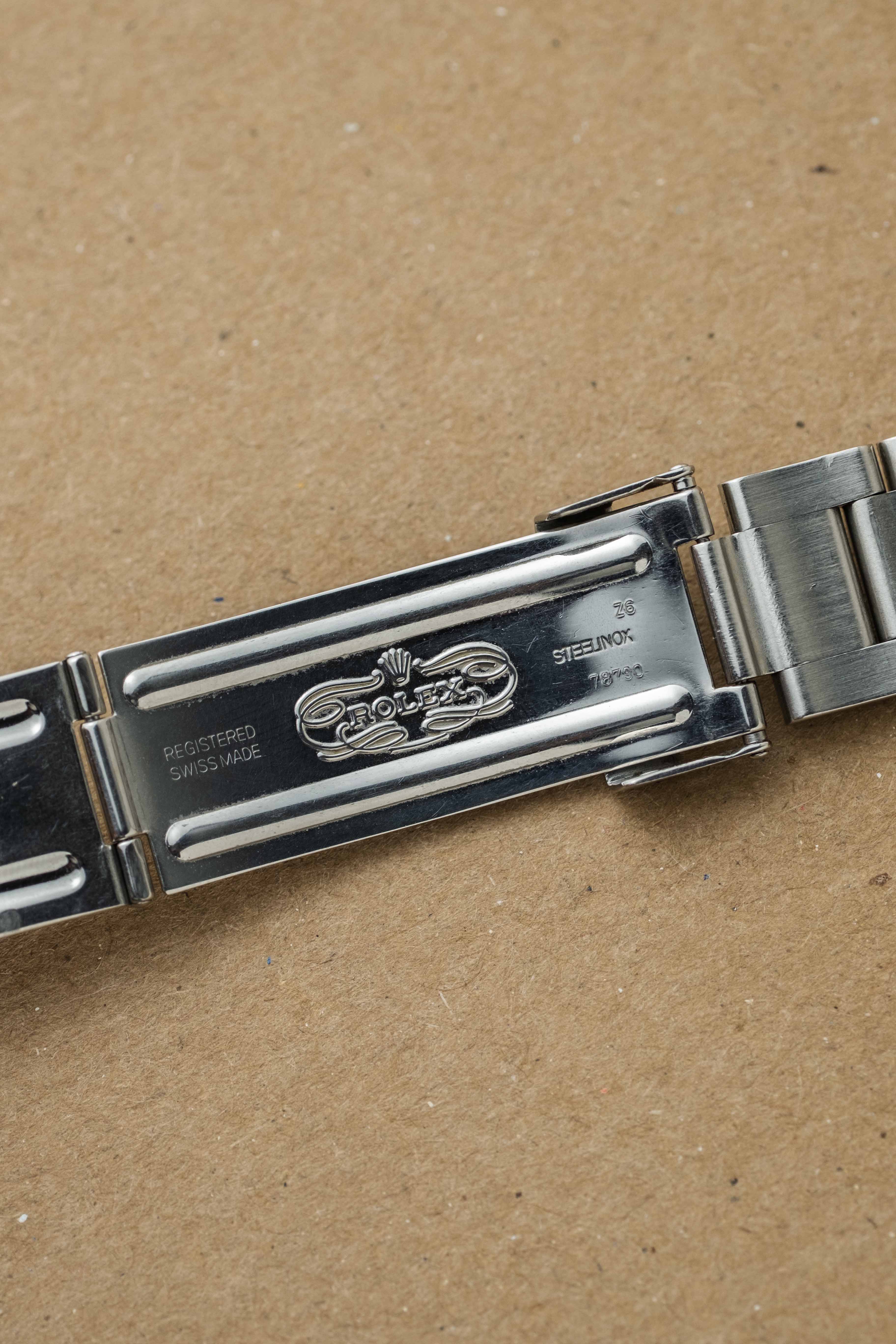 Rolex GMT-Master II 'Coke' Ref. 16710 1993 w/ Box & Papers
