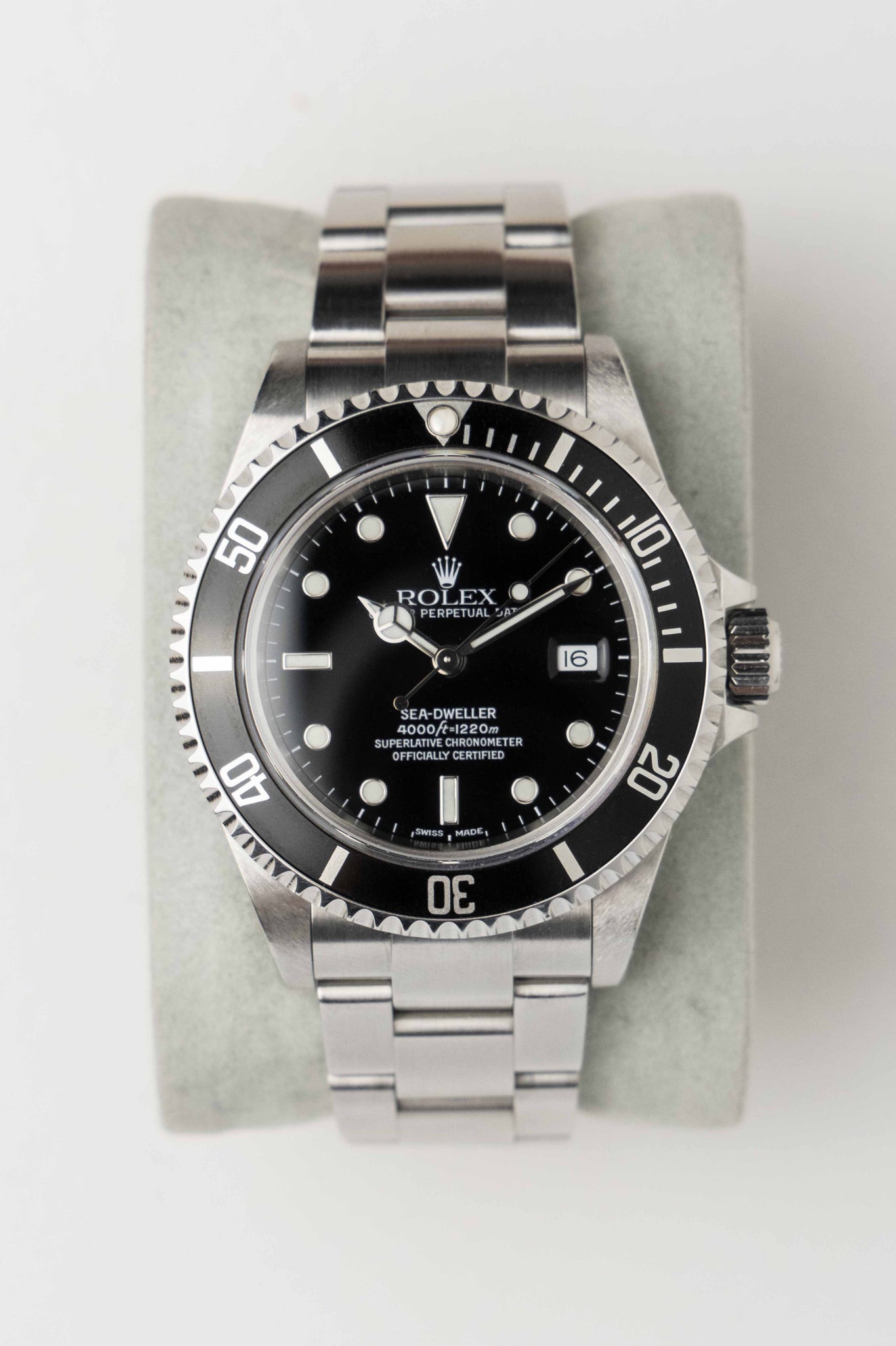 Rolex Sea-Dweller Ref. 16600 1999 w/ Box