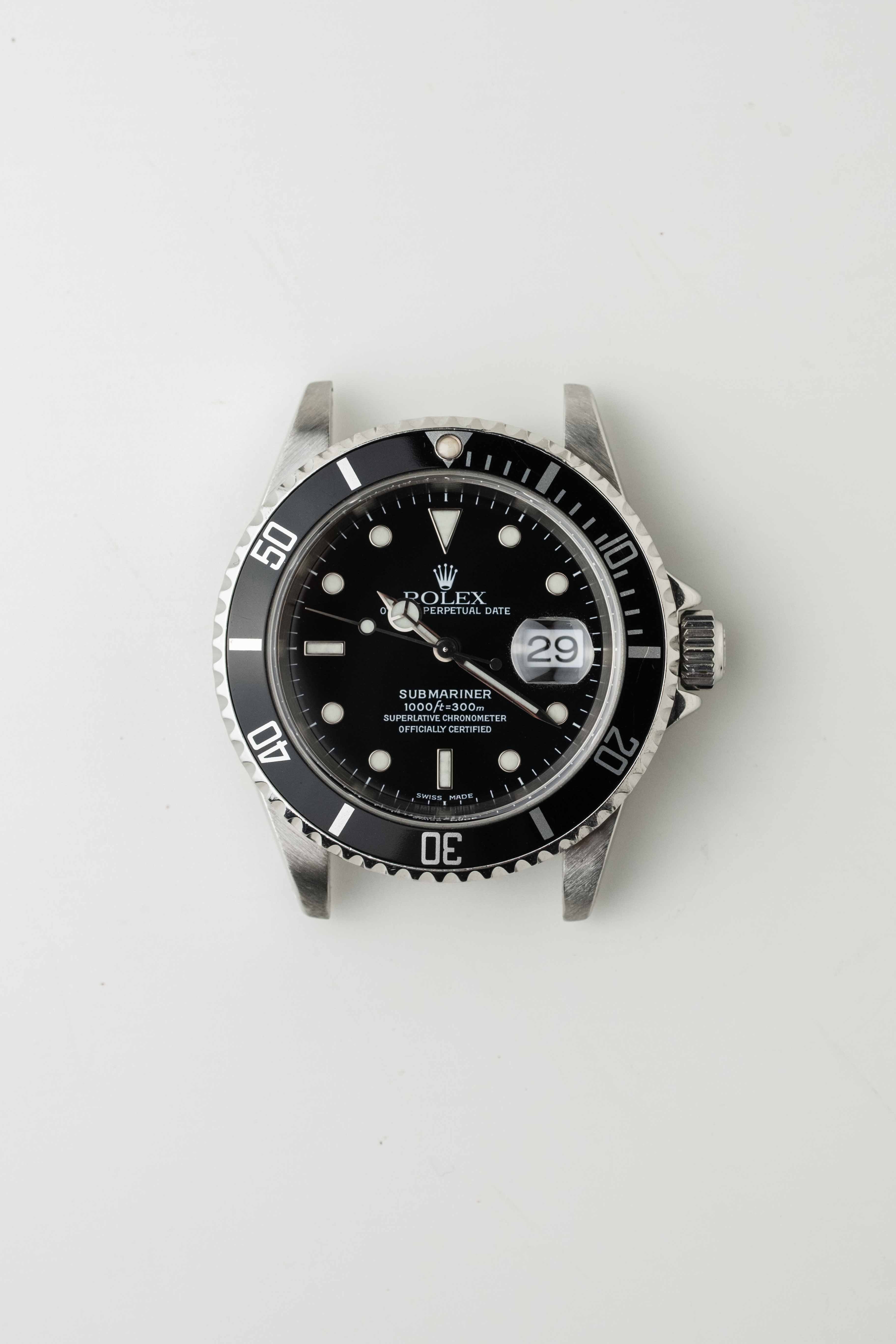 Rolex Submariner Date Ref. 16610 1999 w/ Box & Papers