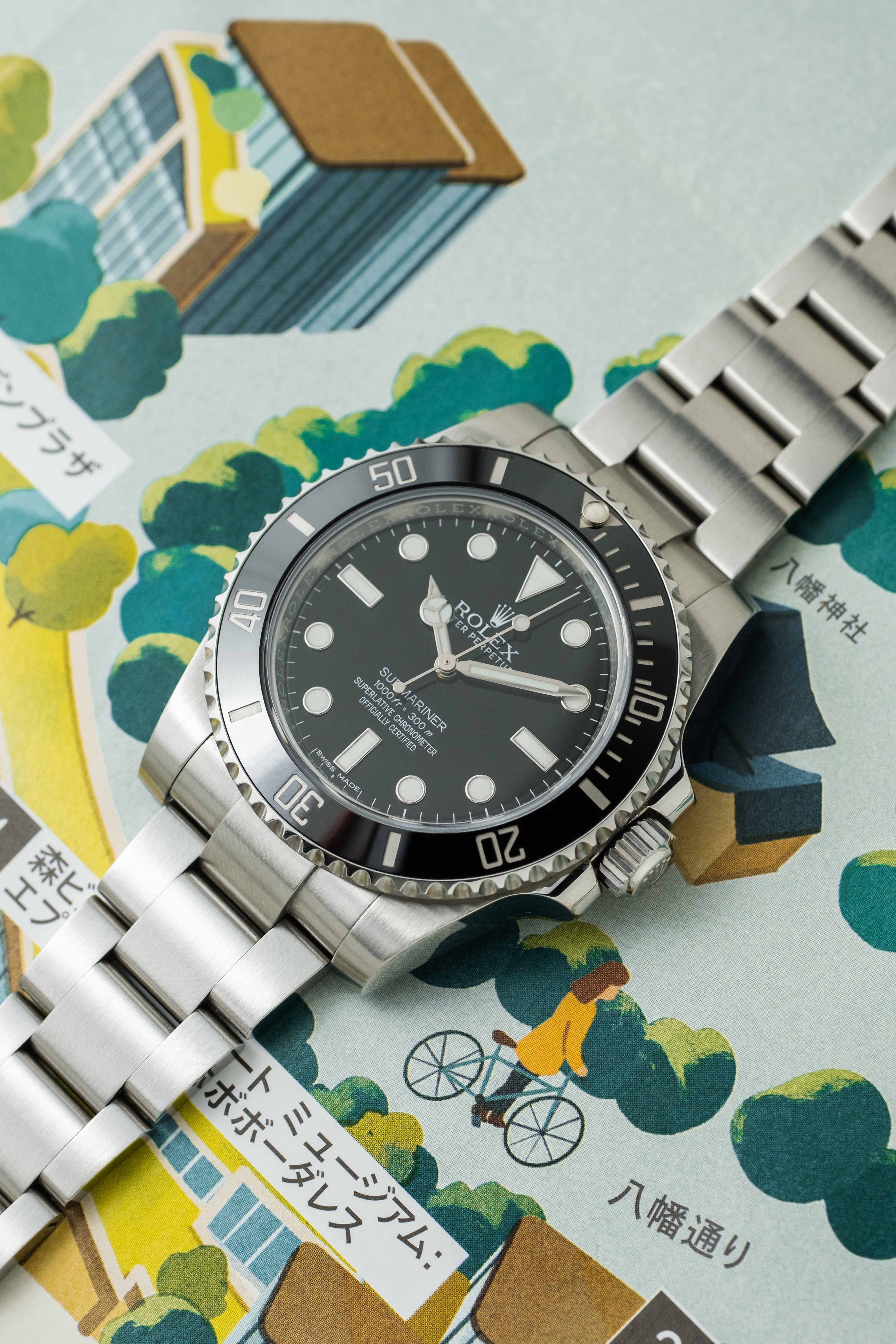 Rolex Submariner No Date Ref. 114060 2017 w/ Box & Papers