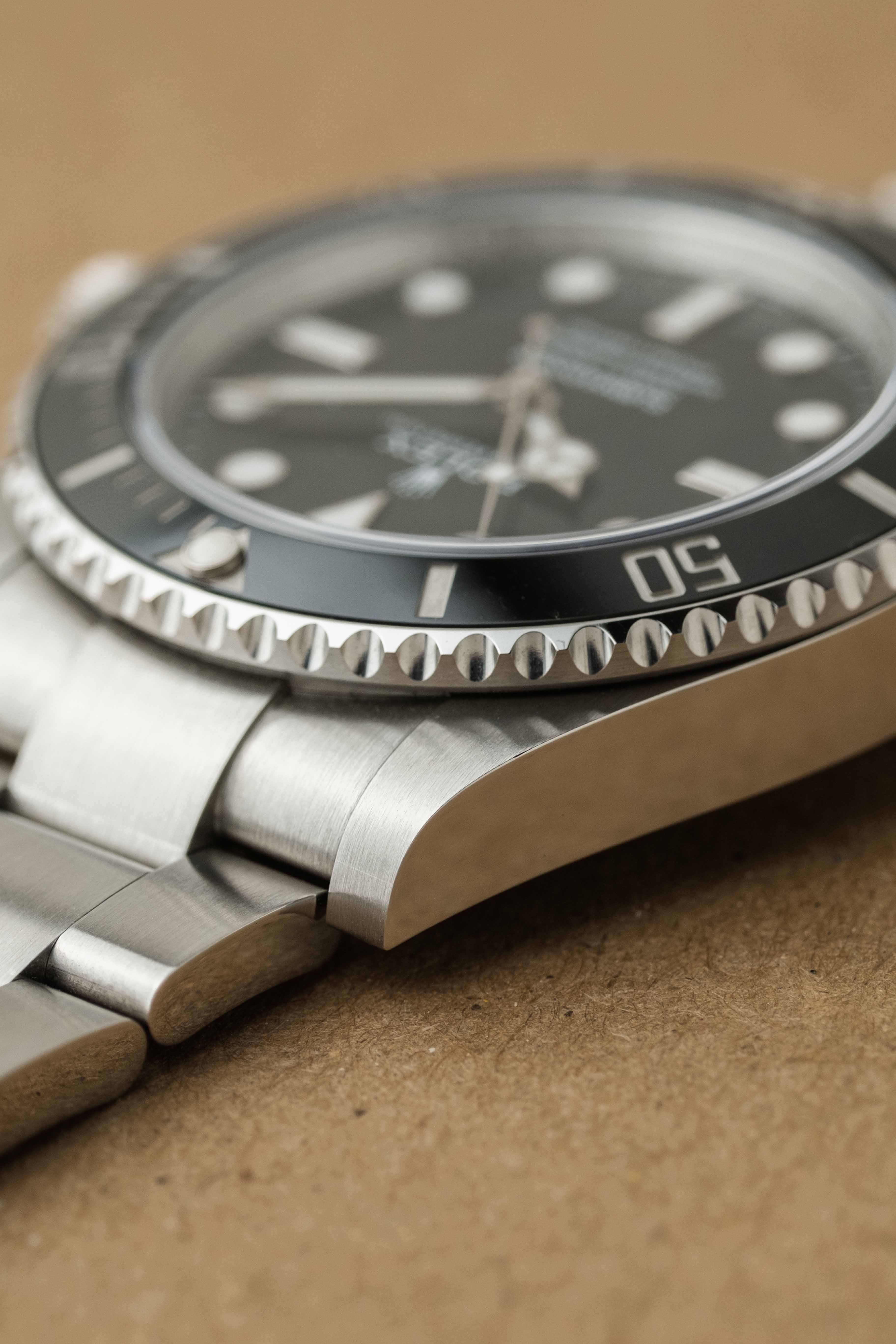 Rolex Submariner No-Date Ref. 124060 2025 w/ Box & Papers