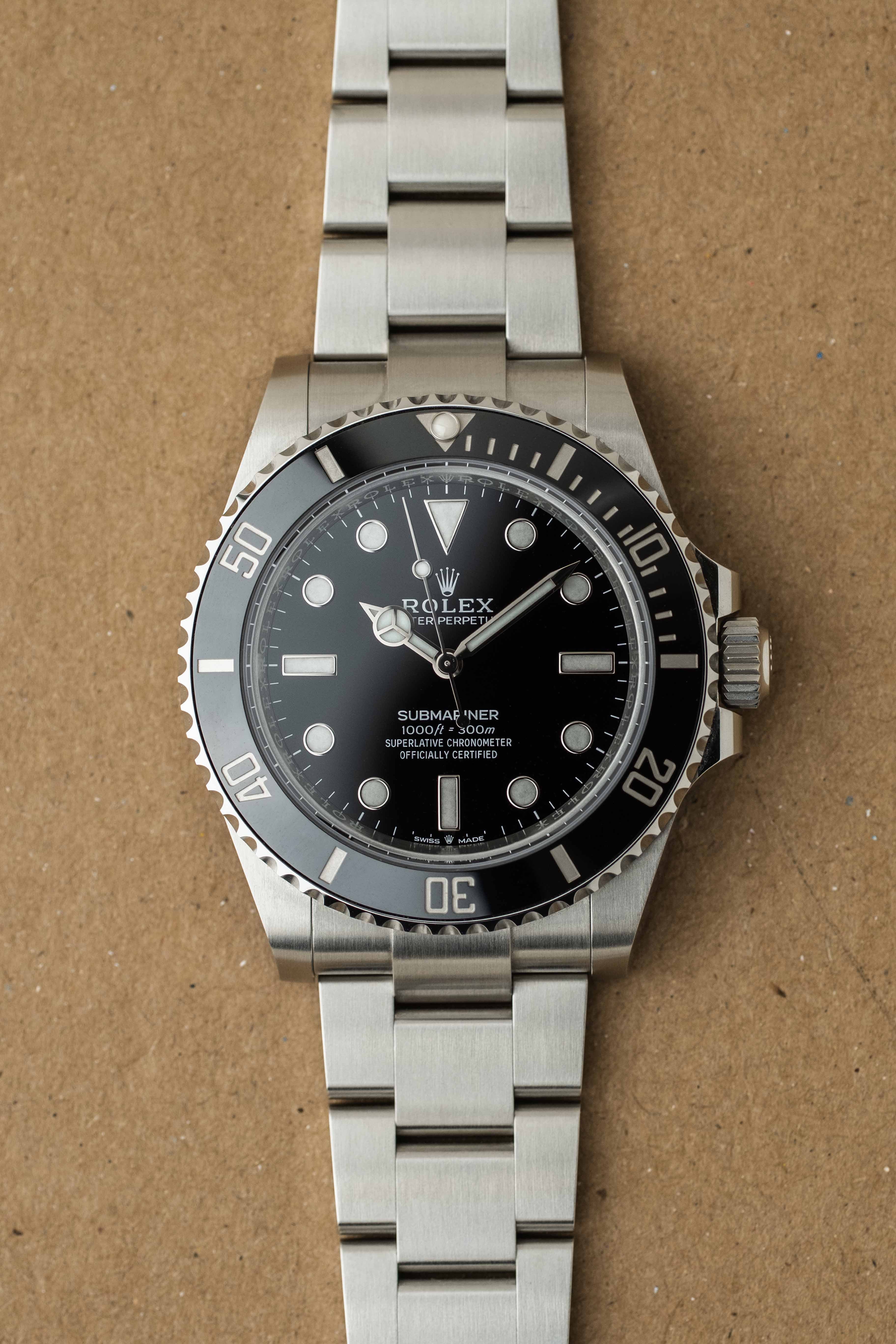 Rolex Submariner No-Date Ref. 124060 2025 w/ Box & Papers