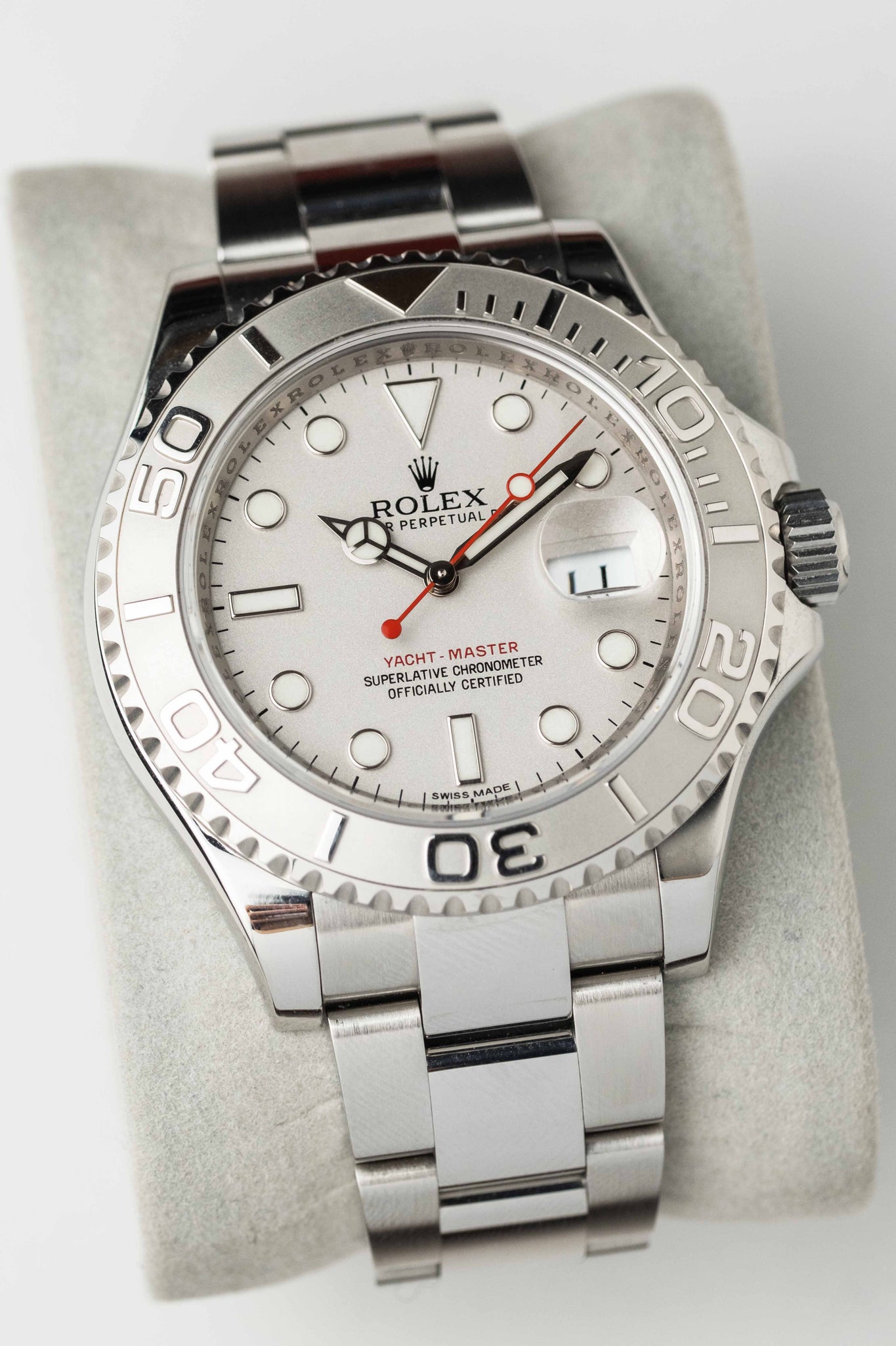 Rolex Yacht-Master 'Platinum' Dial Ref. 116622 2013 w/ Box & Papers Close Up Photo