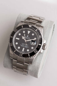 Rolex Submariner Ref. 116610LN Date 2012 w/ Box & Papers