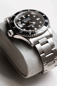 Rolex Submariner Ref. 16610 Date 1991 w/ Box & Service Papers