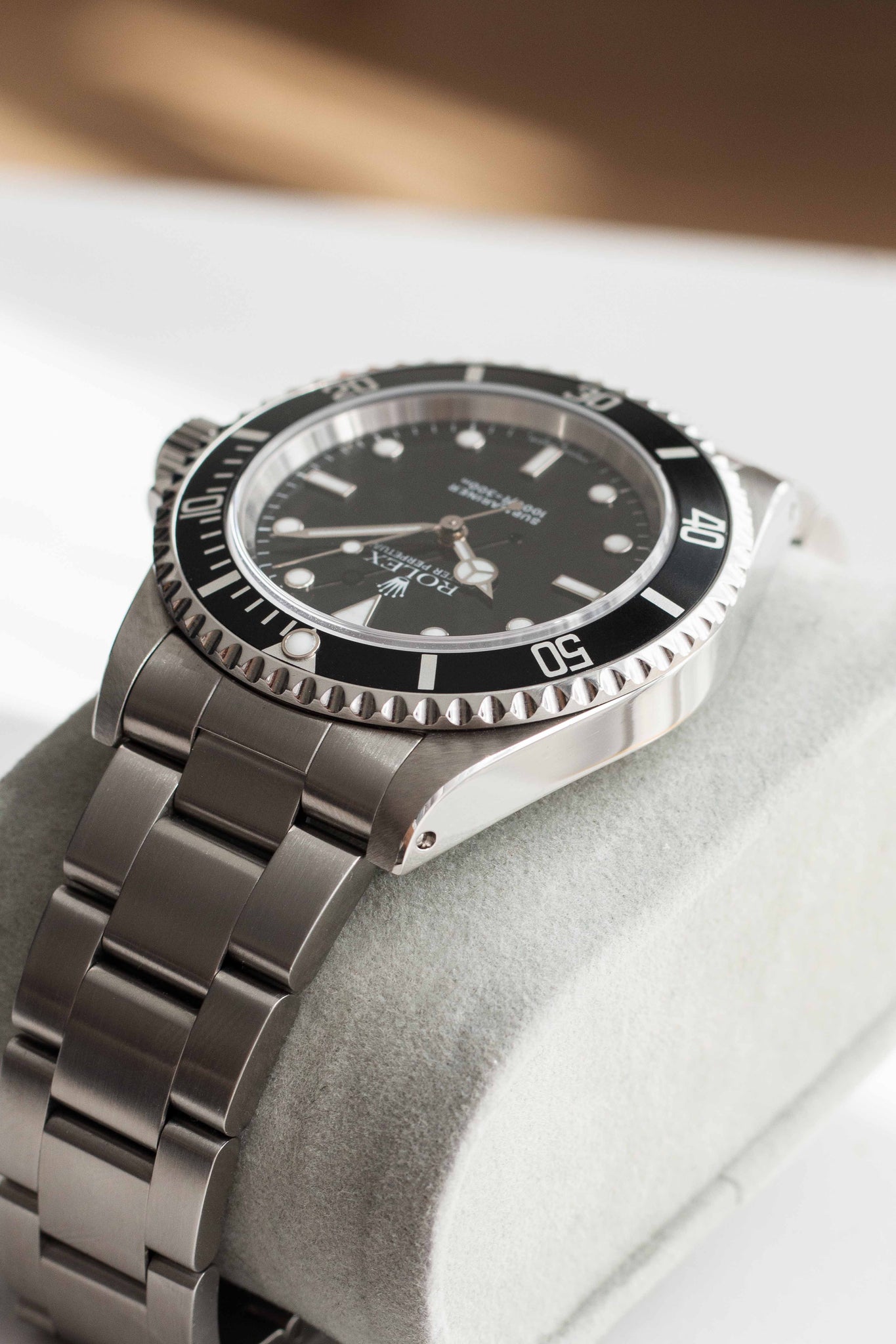 Rolex Submariner Ref. 14060M No Date 2000 w/ Box & Service Papers